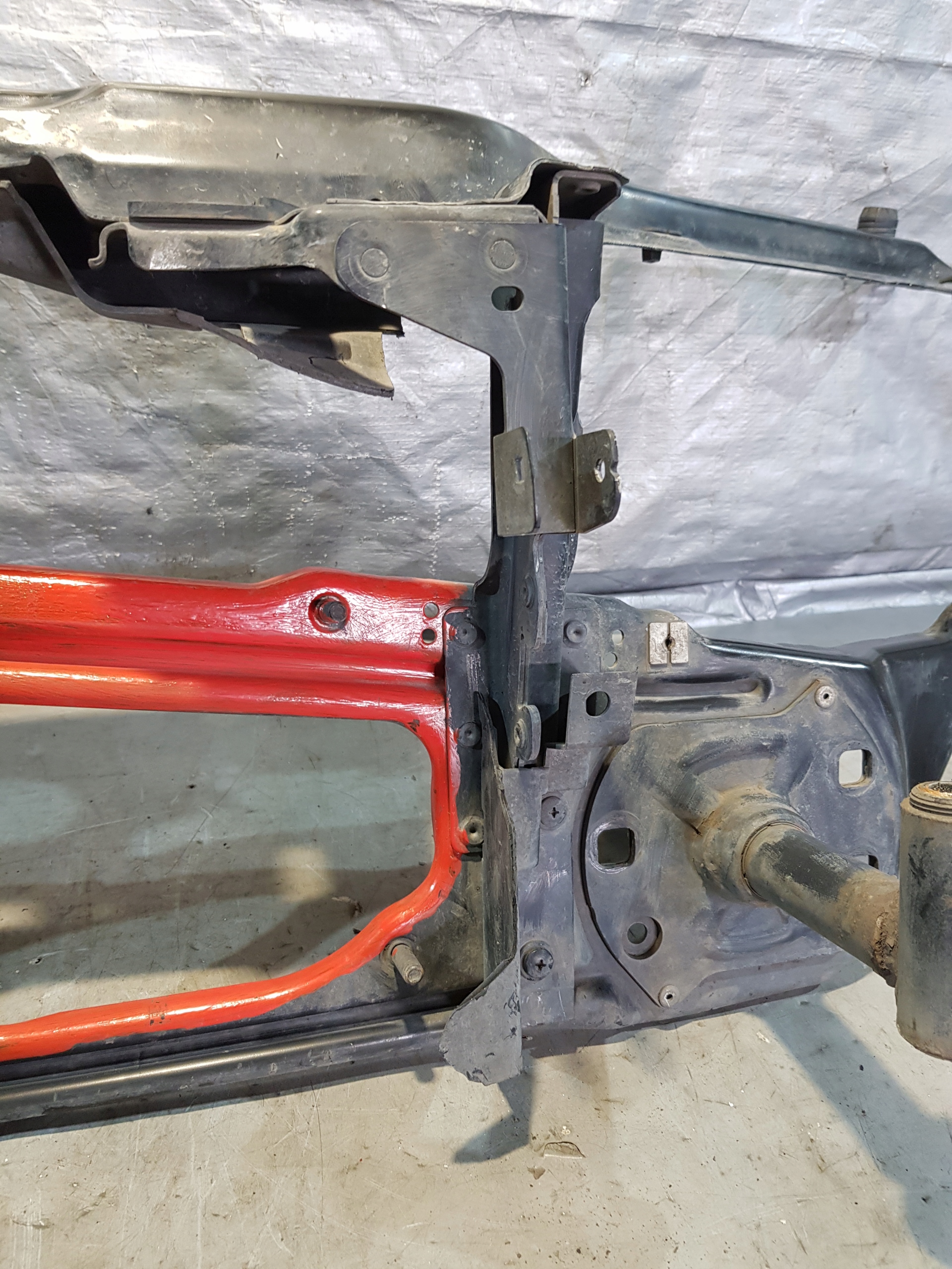 Schlossträger Versteifung BMW E46 320D 8211467