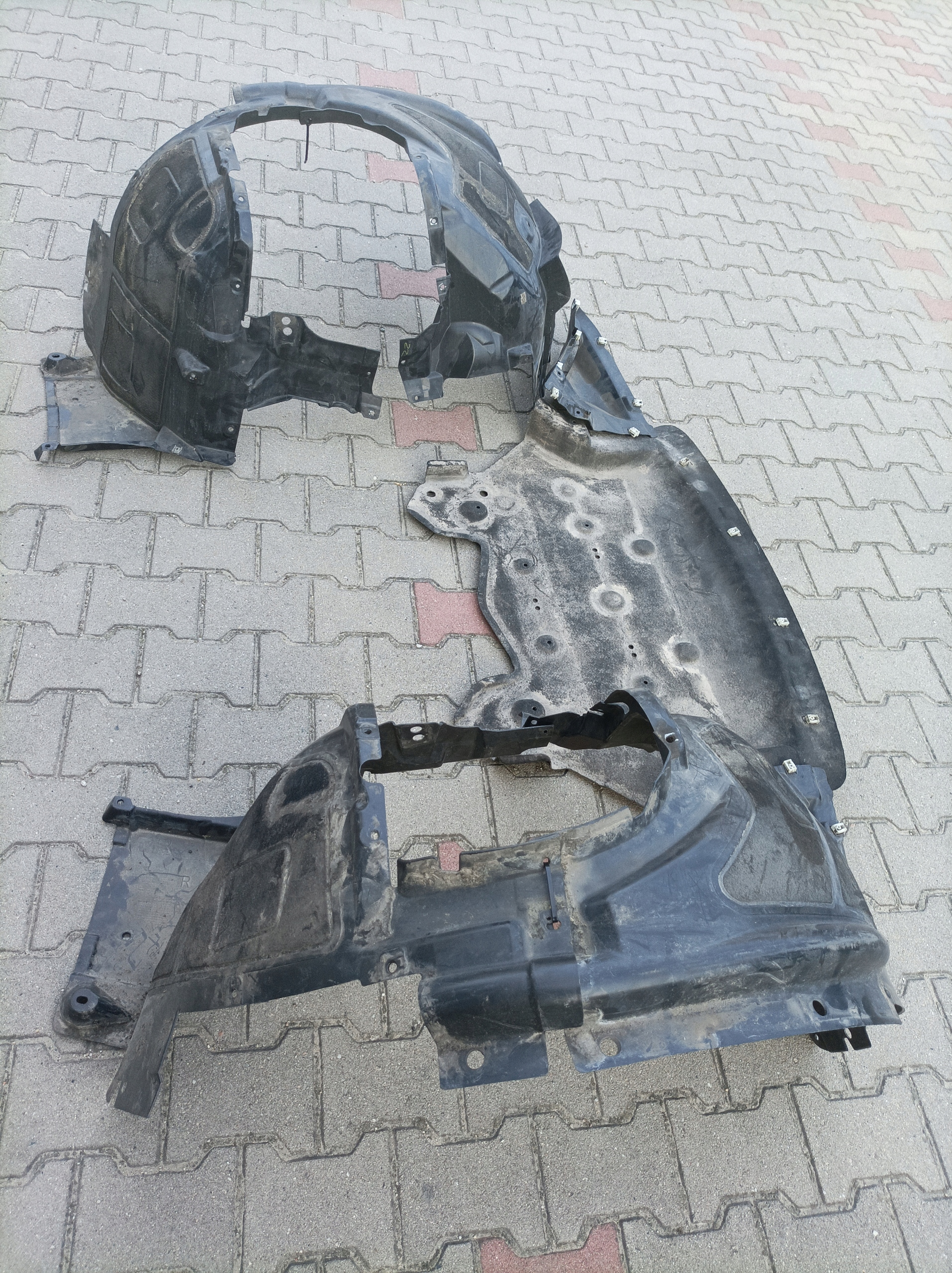 BMW X5 F15 M-PAKIET OSŁONA PODŁOGA NADKOLE KPL Producent części BMW OE