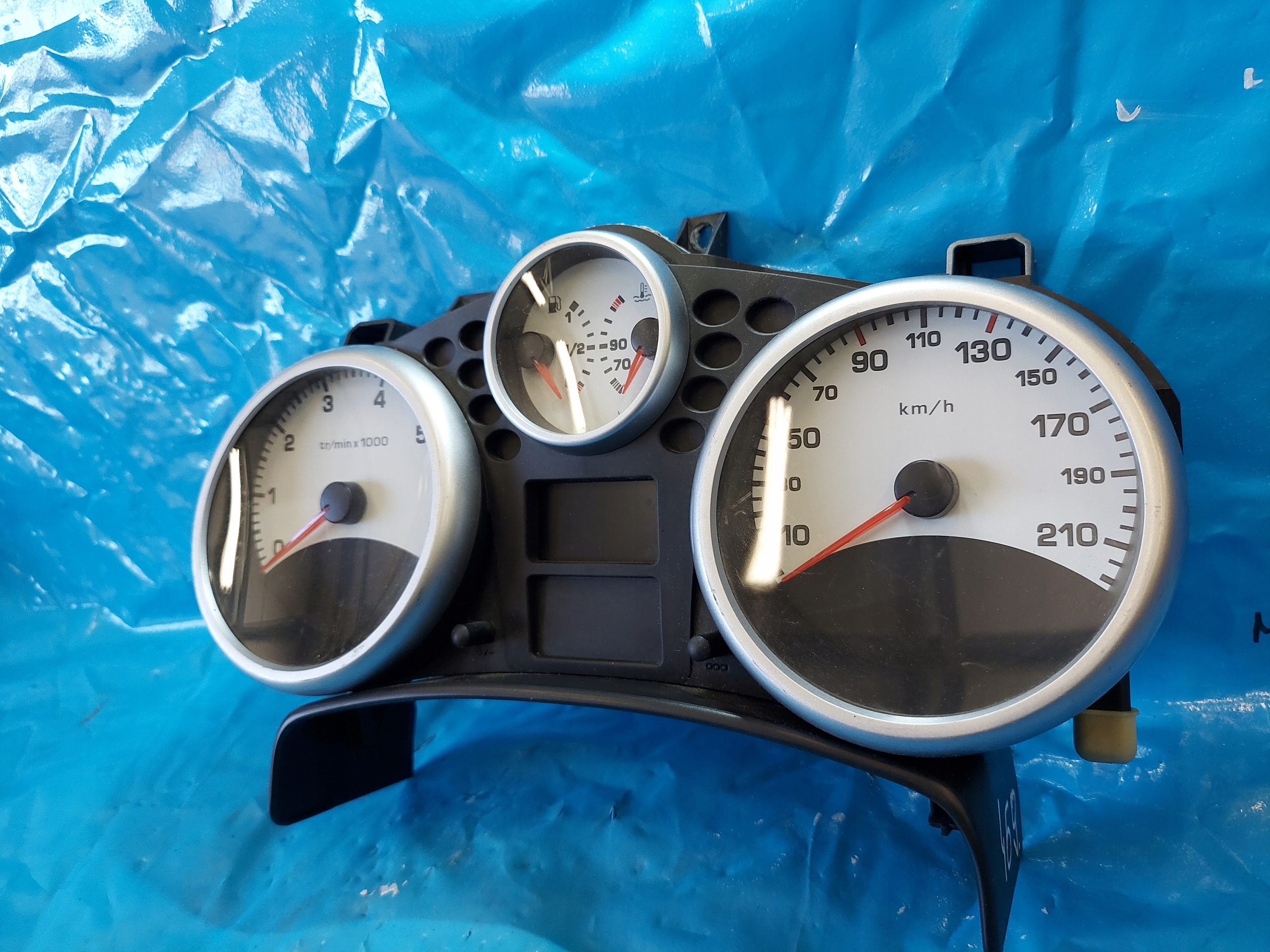dials clock PEUGEOT 207 2008 R 1.4 B A2C53065547