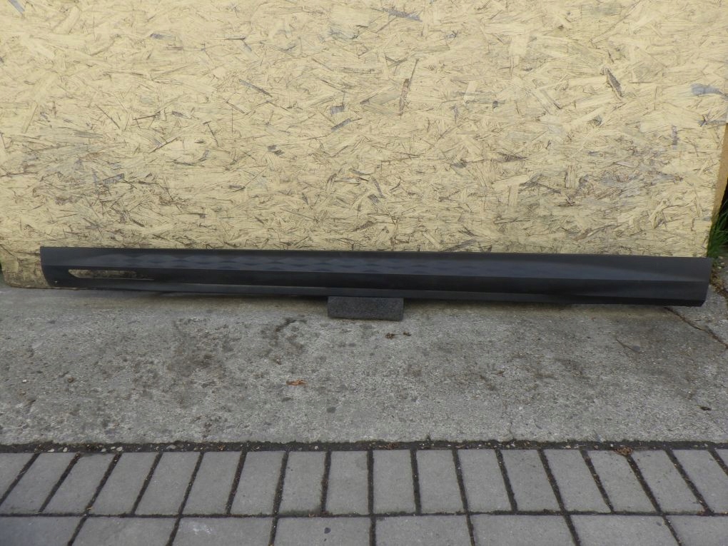 BMW 5 i5 G60 G61 2023- moulding threshold threshold left