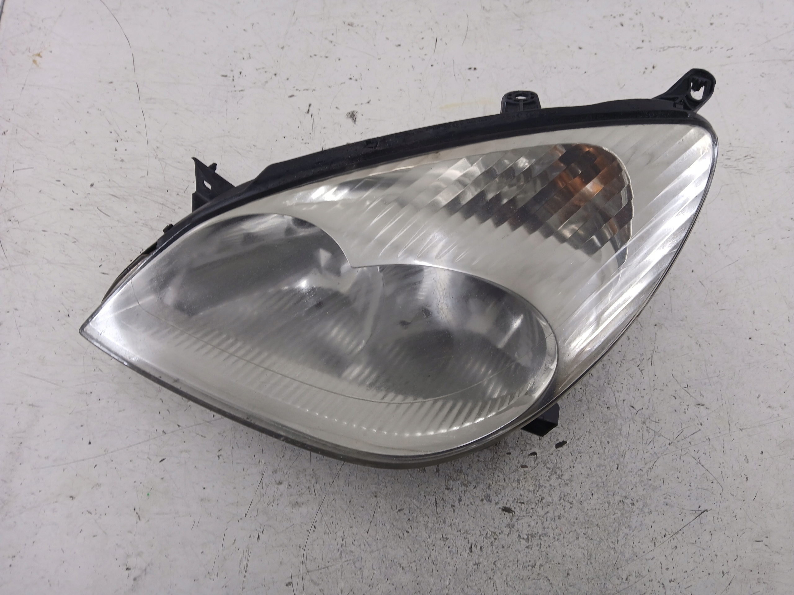CITROEN C5 and light left front 9632664880