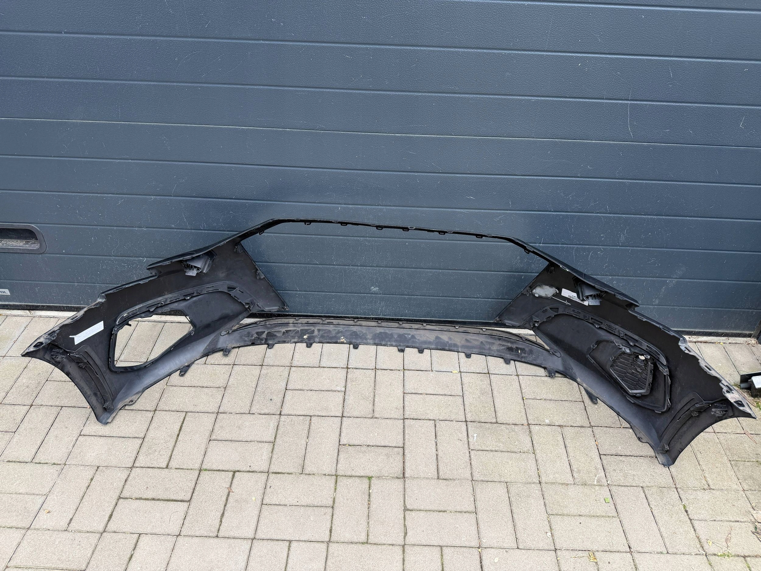 Audi A3 8Y 20- Stoßstange vorne vorne