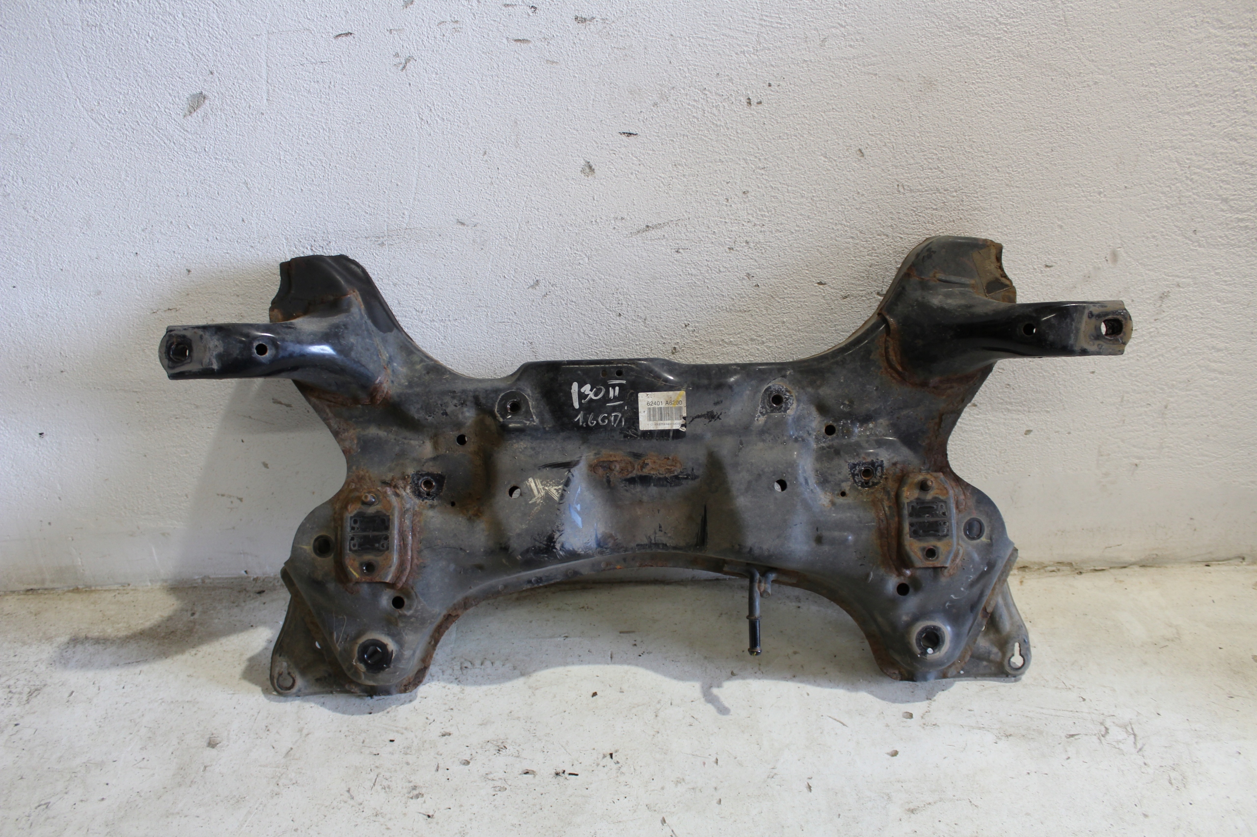 BELKA ZAWIESZENIA PRZÓD HYUNDAI I 30 II 12-16 R