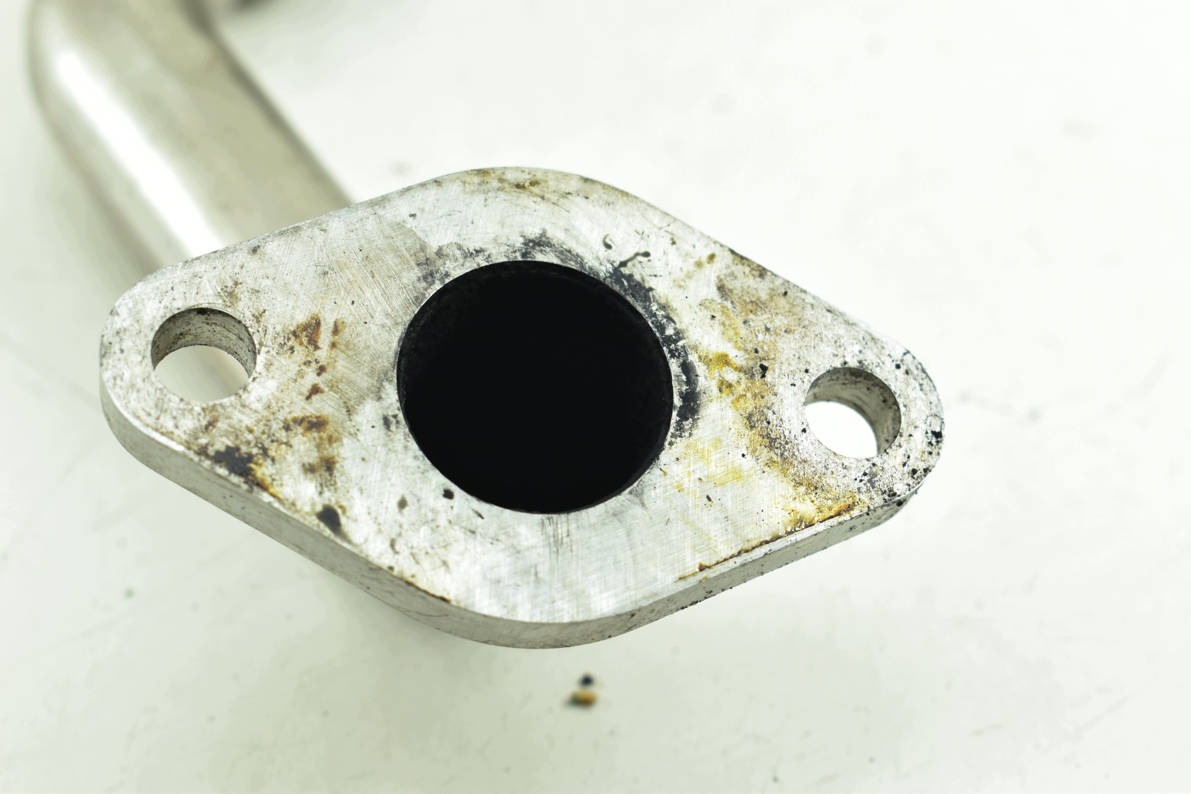 cijevčica prijenos EGR AUDI A4 B7 A6 C6 2.0 TDI 038131521CB
