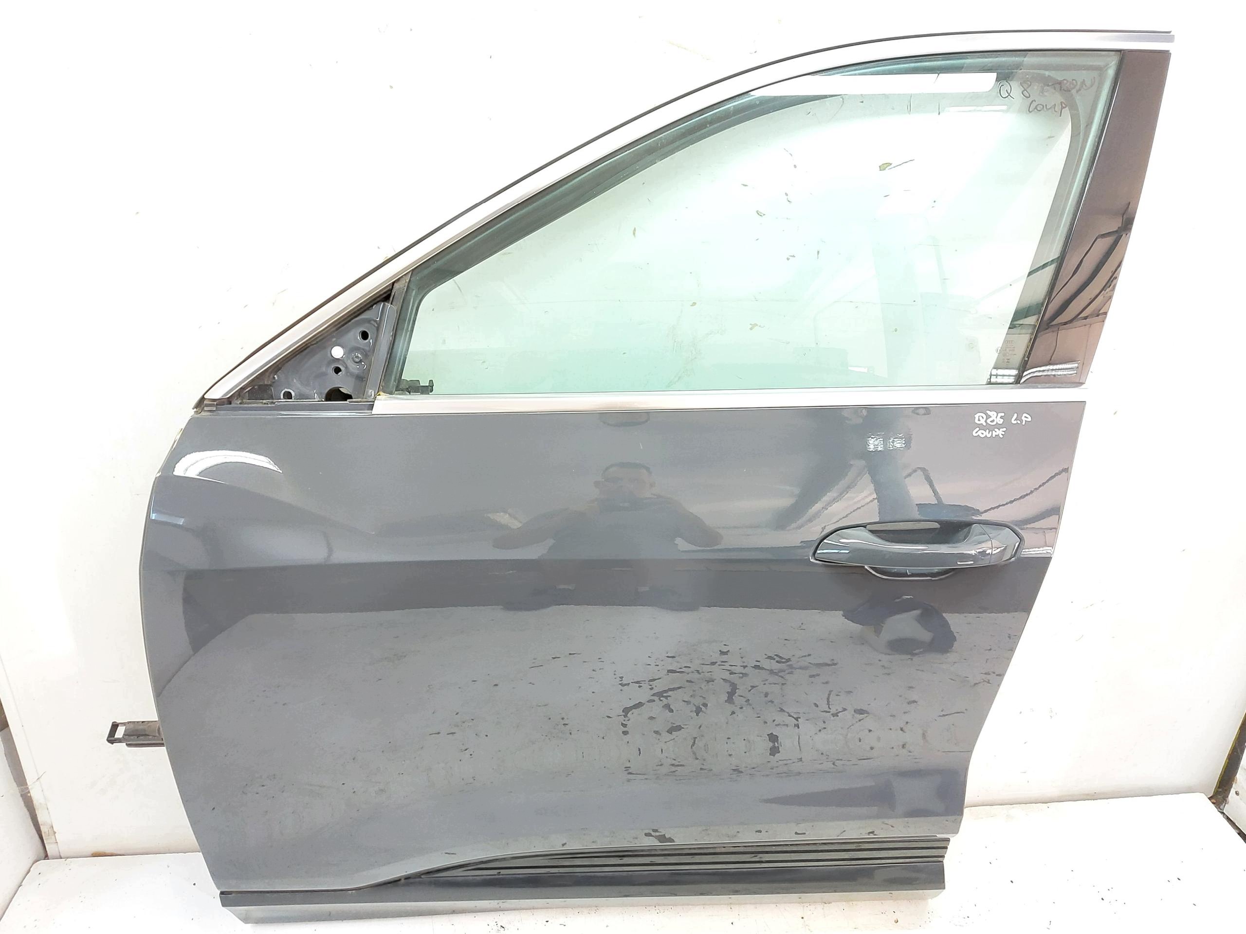 Audi Q8 E-TRON SportBack door left front front szare lx7l oryg