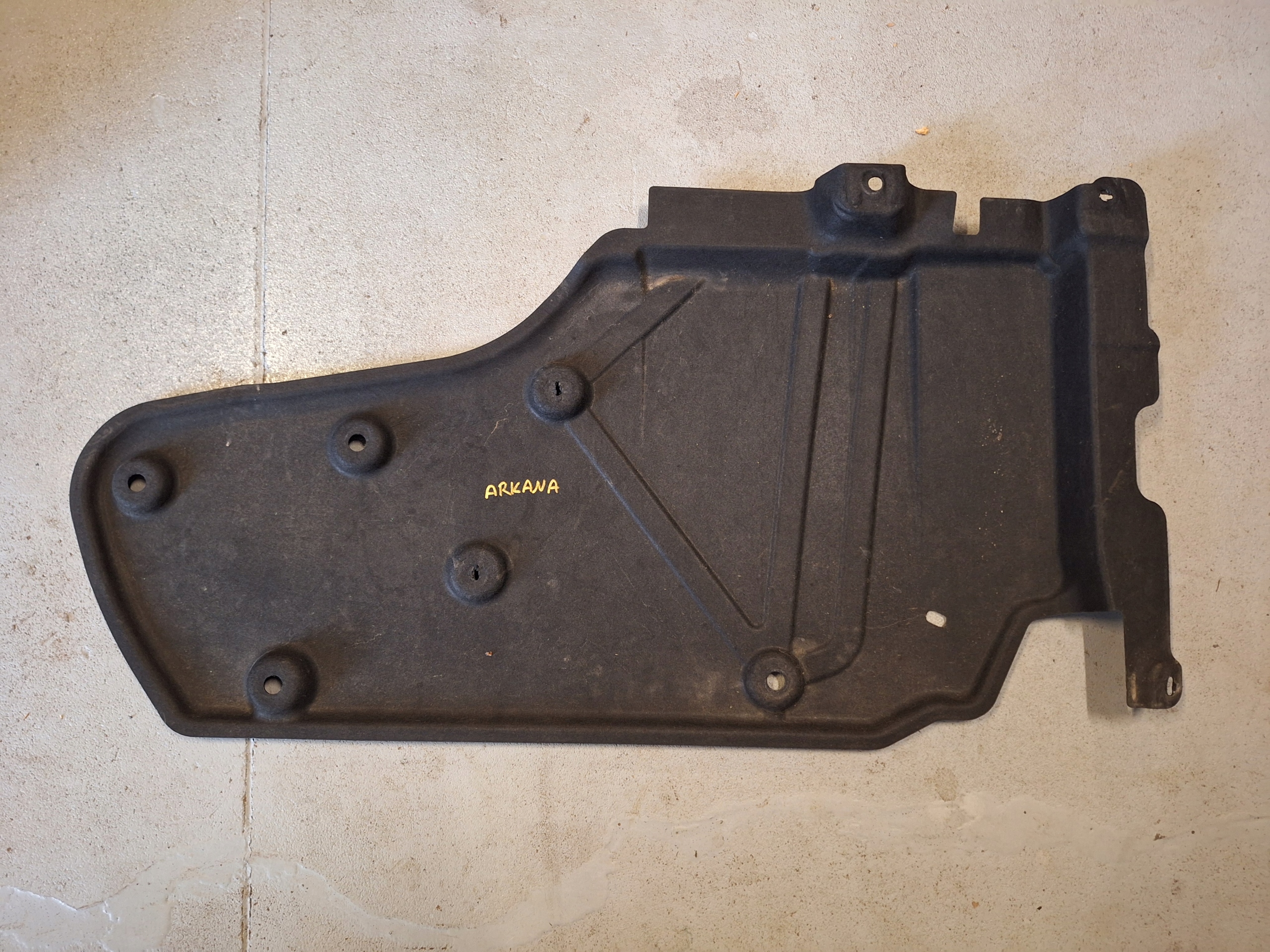 OSŁONA PŁYTA PODWOZIA RENAULT ARKANA CAPTUR II Numer katalogowy części OSŁONA PŁYTA PODWOZIA POD KAROSERIE RENAULT ARKANA CAPTUR II