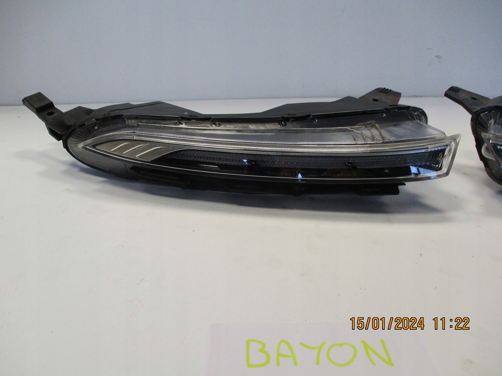 light LED DRL HYUNDAI BAYON left front