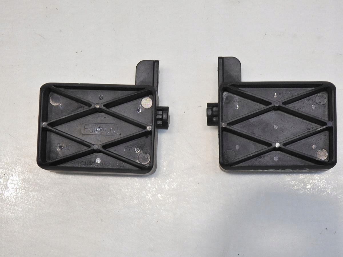 UCHWYT MOCOWANIE CHŁODNICY FORD MONDEO MK4 LIFT