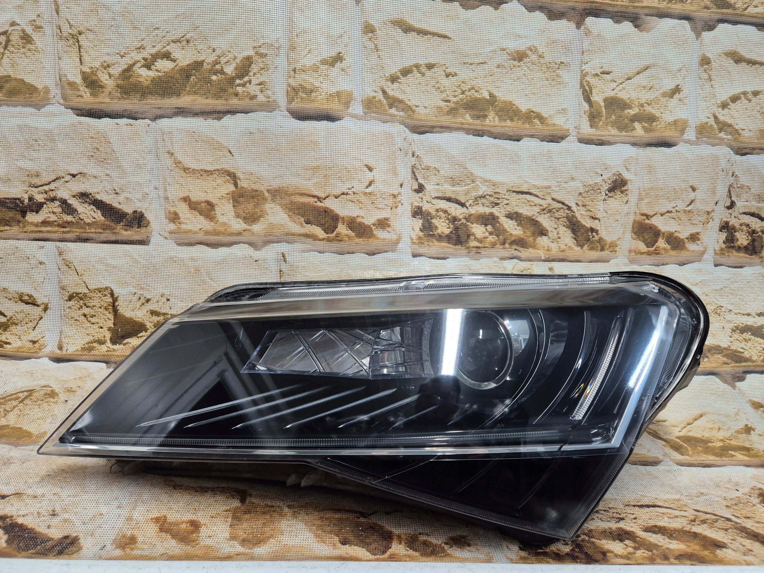 skoda superb 3 IIl xenon skrętny led lewa 3v1941015a