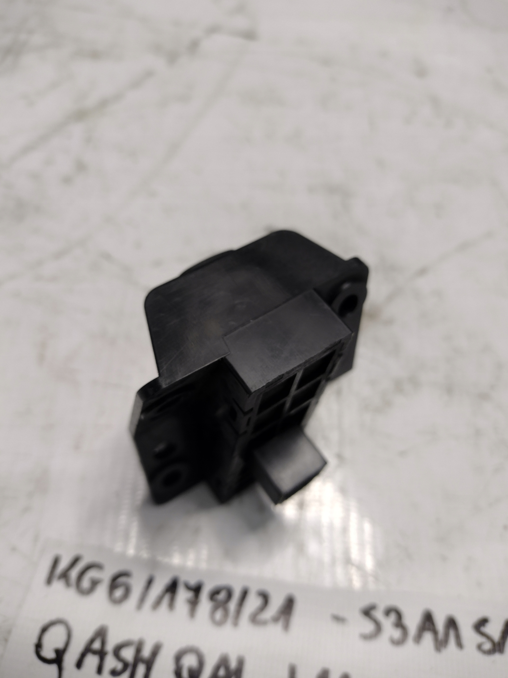 switch tempomatu Nissan Qashqai J11