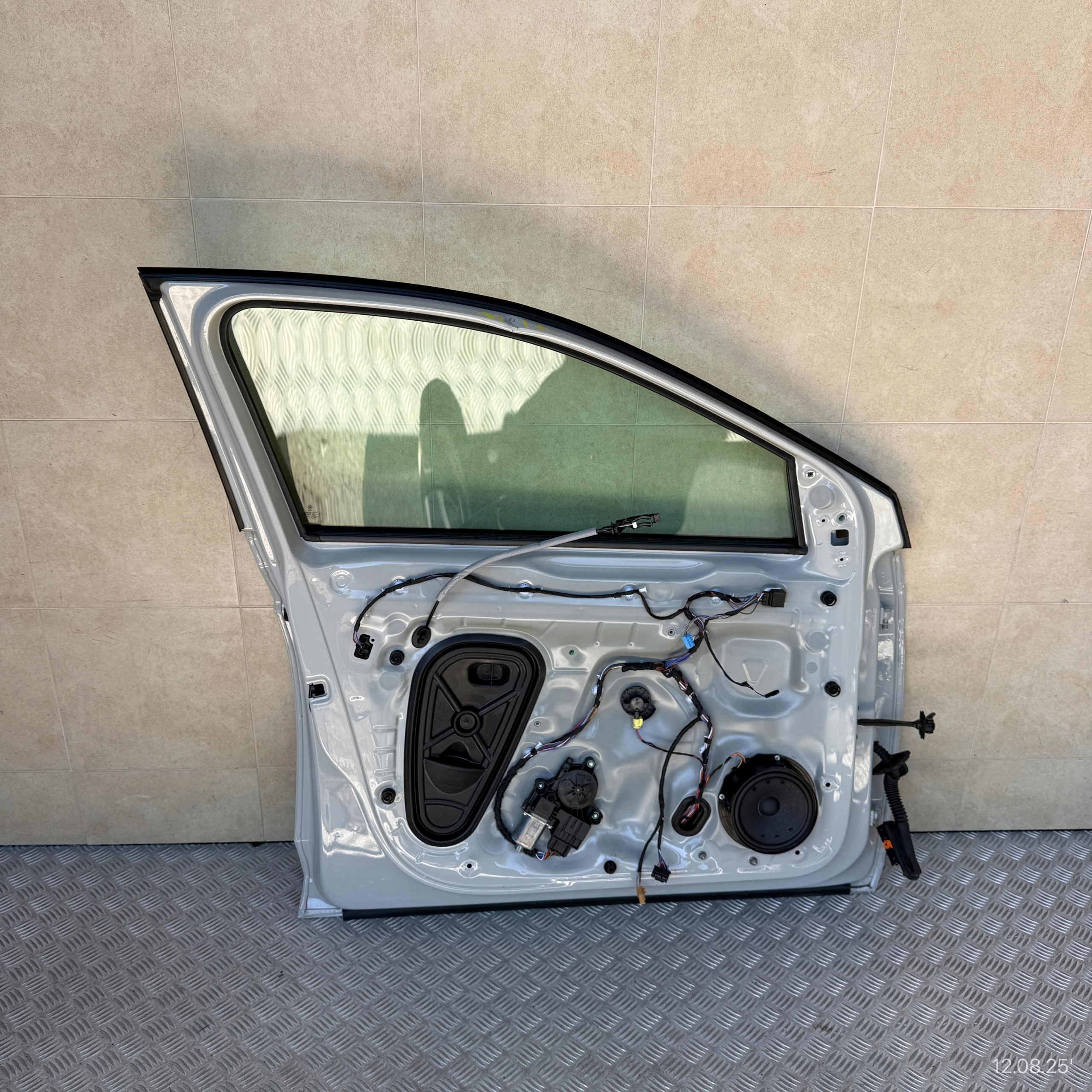 door complete front left VW VOLKSWAGEN TAIGO 2G7 2023 ROK