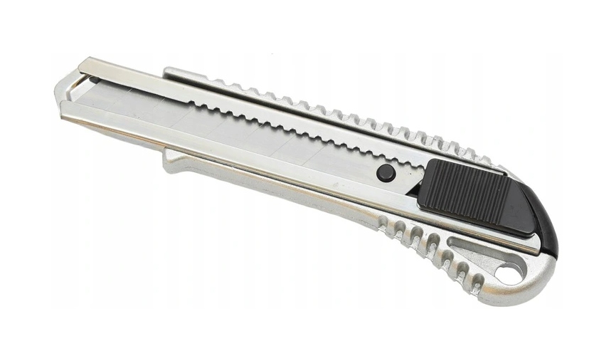 

Nóż do tapet Nożyk z ostrzem łamanym 18mm Instar