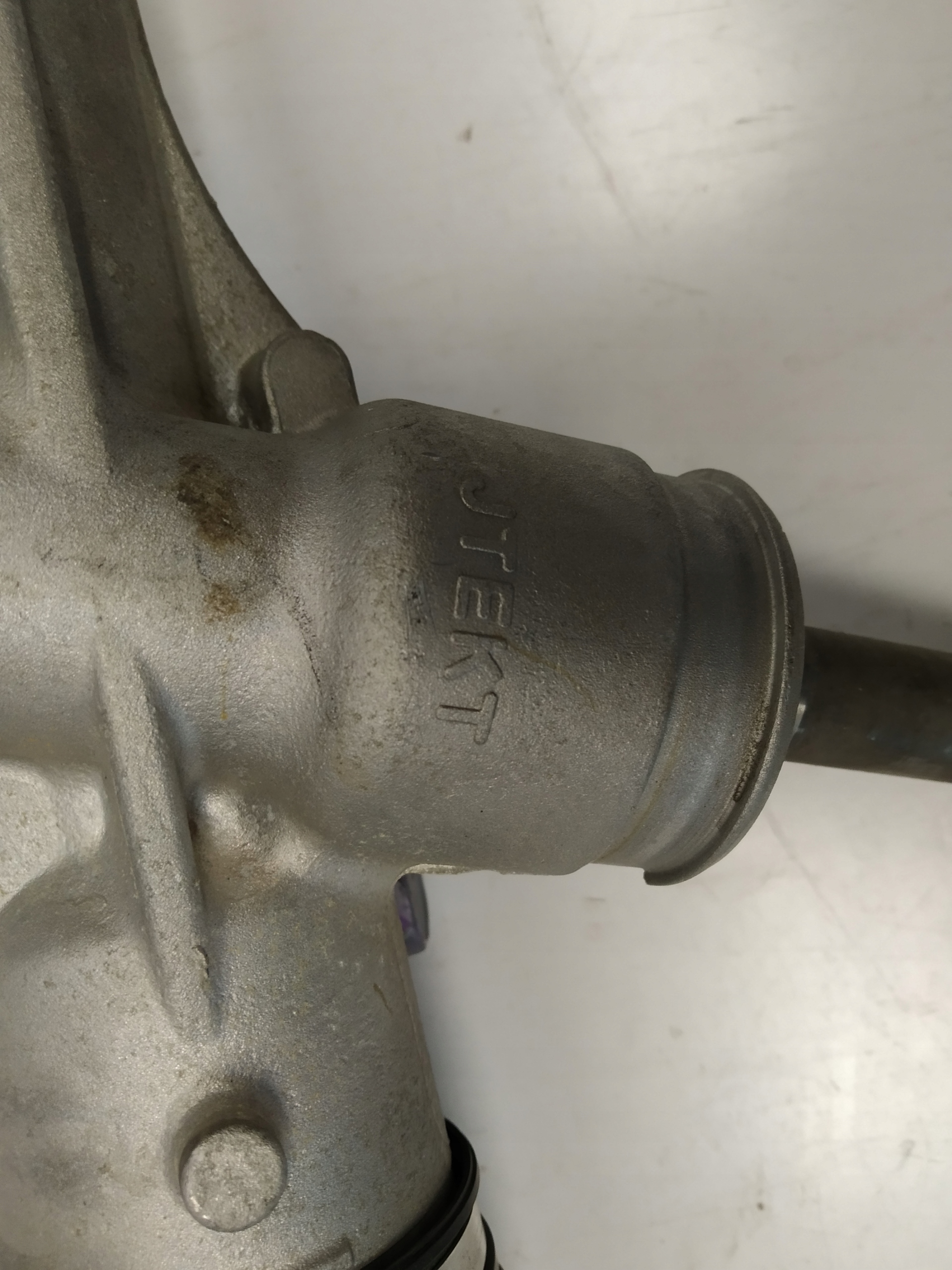19r- Toyota Corolla E21 magiel servo control front 45510-02420-00