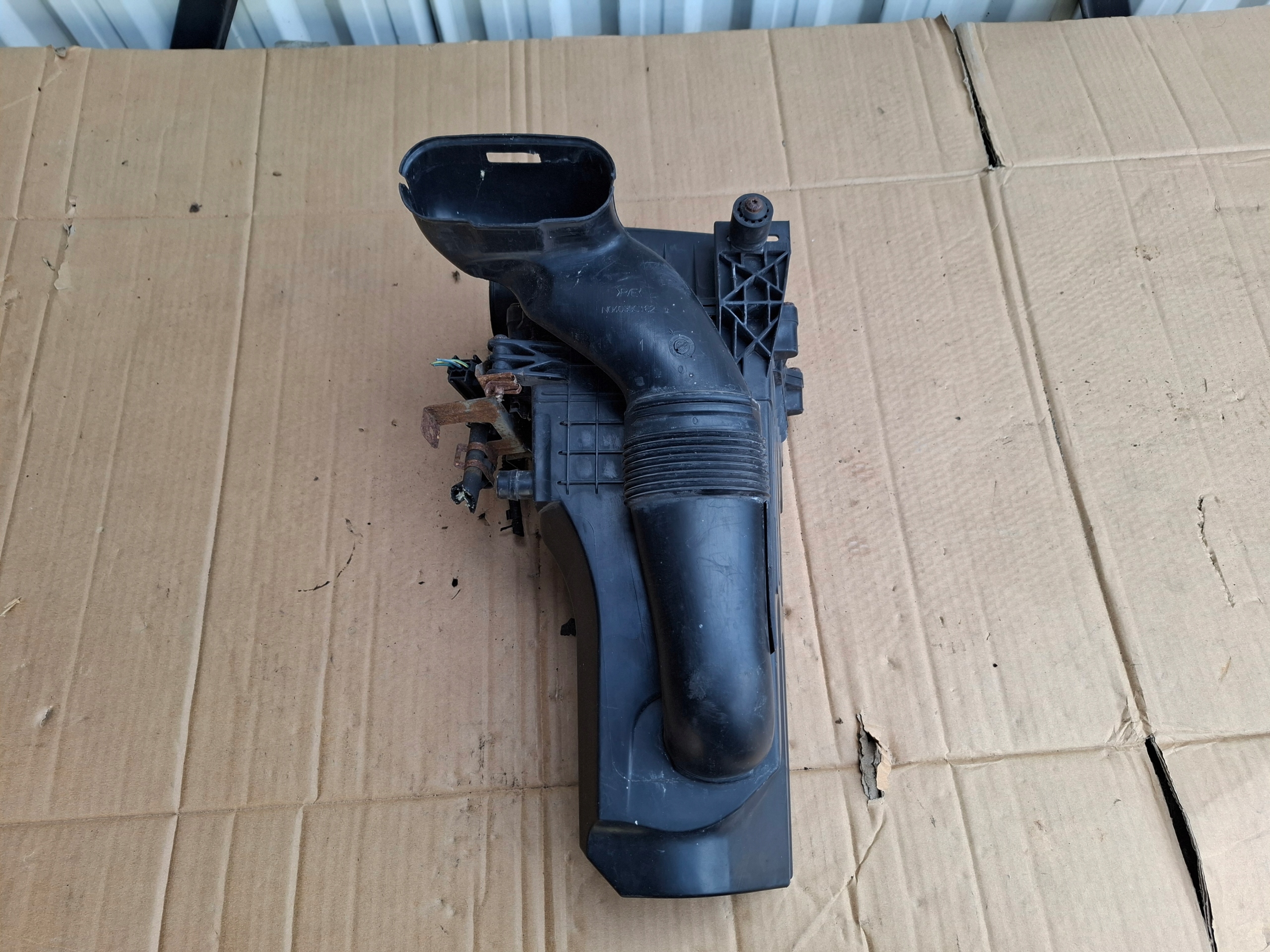 Gehäuse filter luft FORD FIESTA MK7 AV21-9600-AA 1.4 TDCI