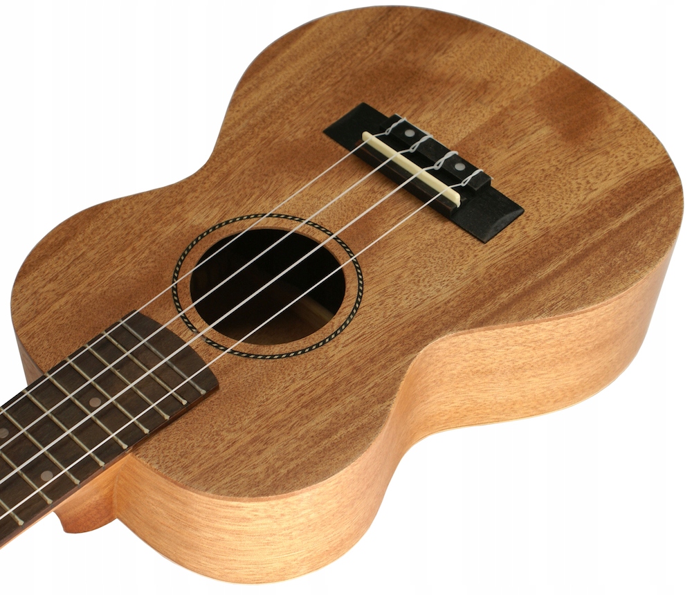 UKULELE KONCERTOWE + 10x AKCESORIA MIX23