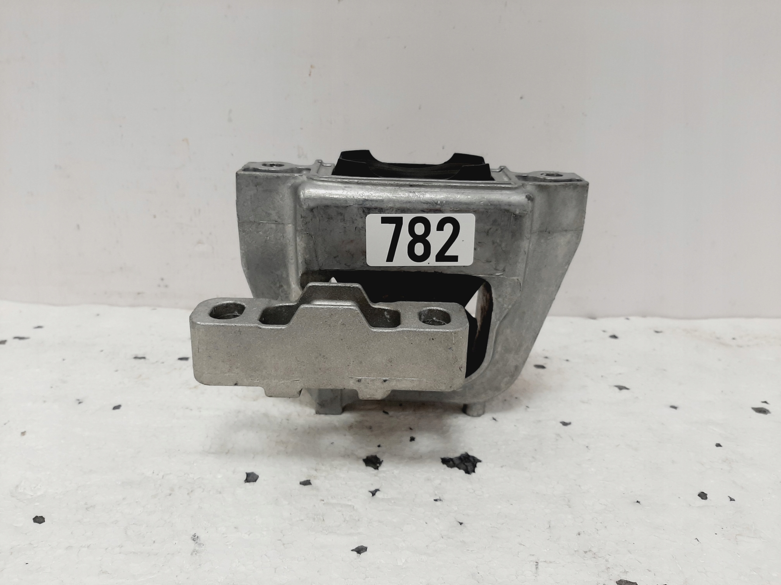 Zdjęcie produktu Poduszka Silnika Audi A3 Q3 Golf Ateca Octavia 5WA199262D