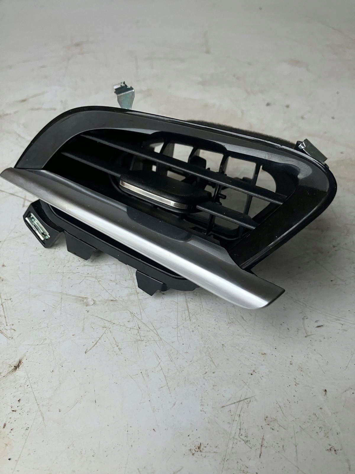 grid air conditioning devices left OPEL CORSA F CHROM