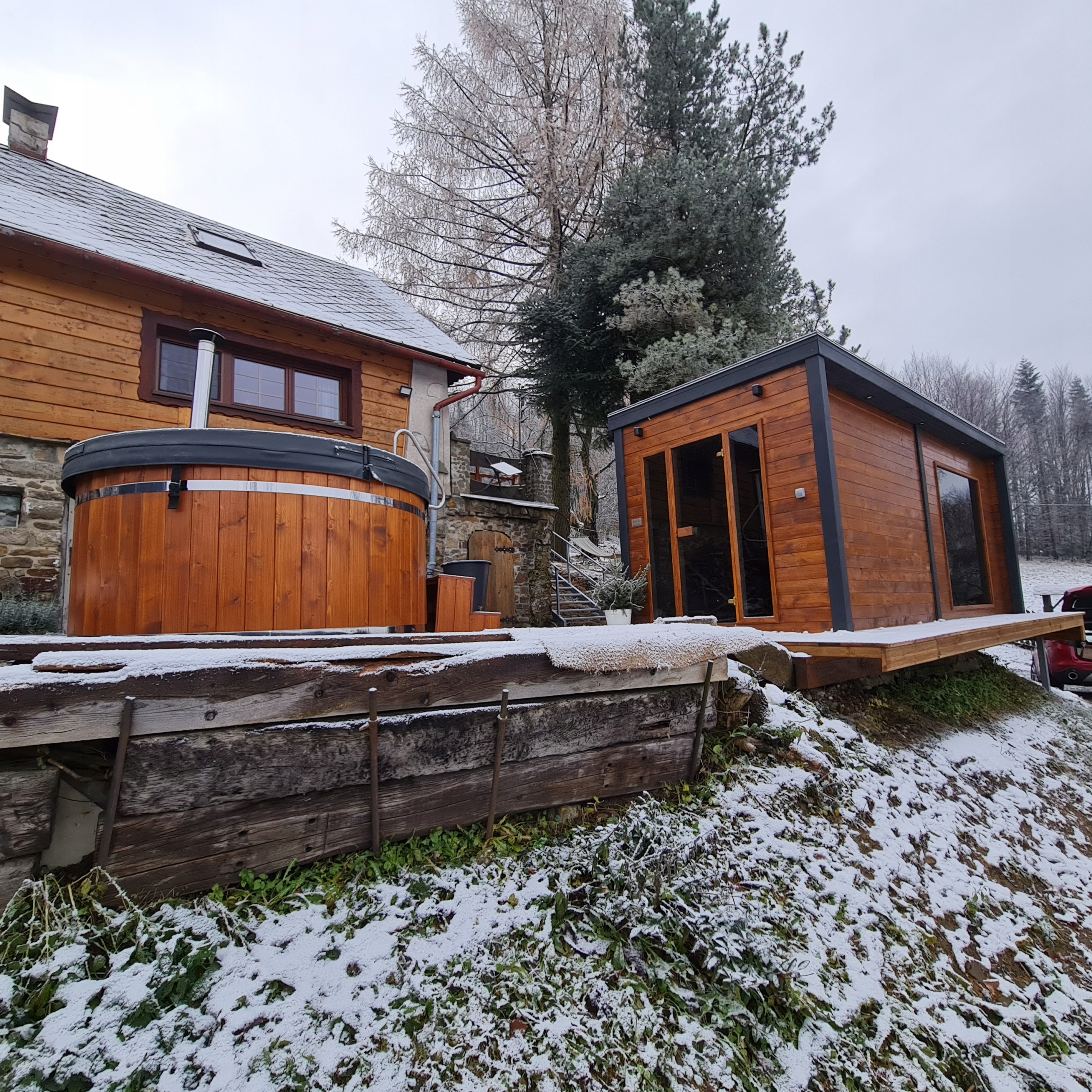 Moderni lauko sauna su vieta kubilui ir spa zonai, sodui ir sodybai nuotrauka 13