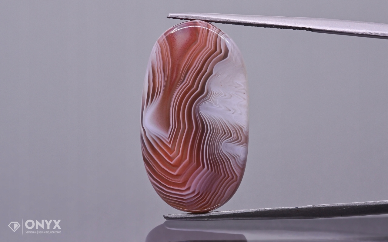 Achát Botswana konvexní nepravidelná dlažba 25,5x14,5 mm