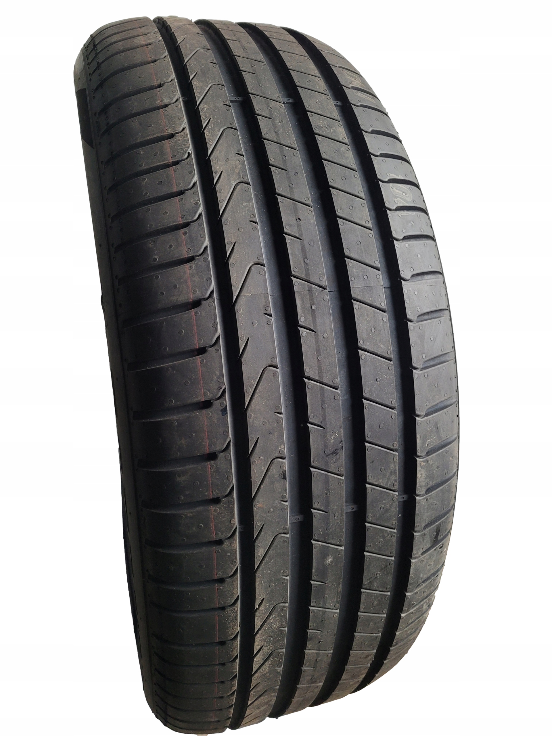 Pirelli Scorpion 235/55 R19 101t як новий