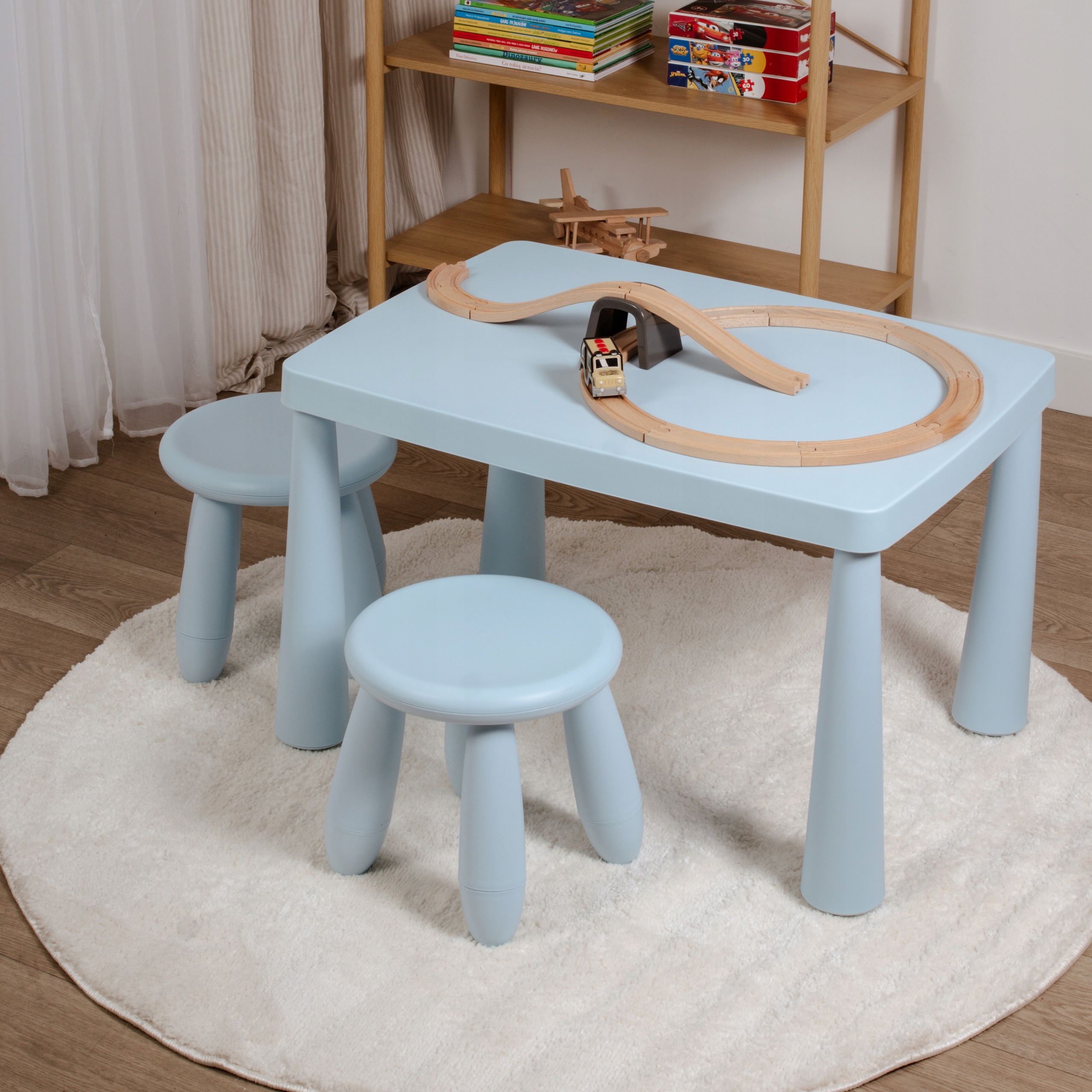 KRZESEŁKO DLA DZIECI KRZESŁO DZIECIĘCE PLASTIKOWE STOŁEK niebieski STABILNY Marka Szchara