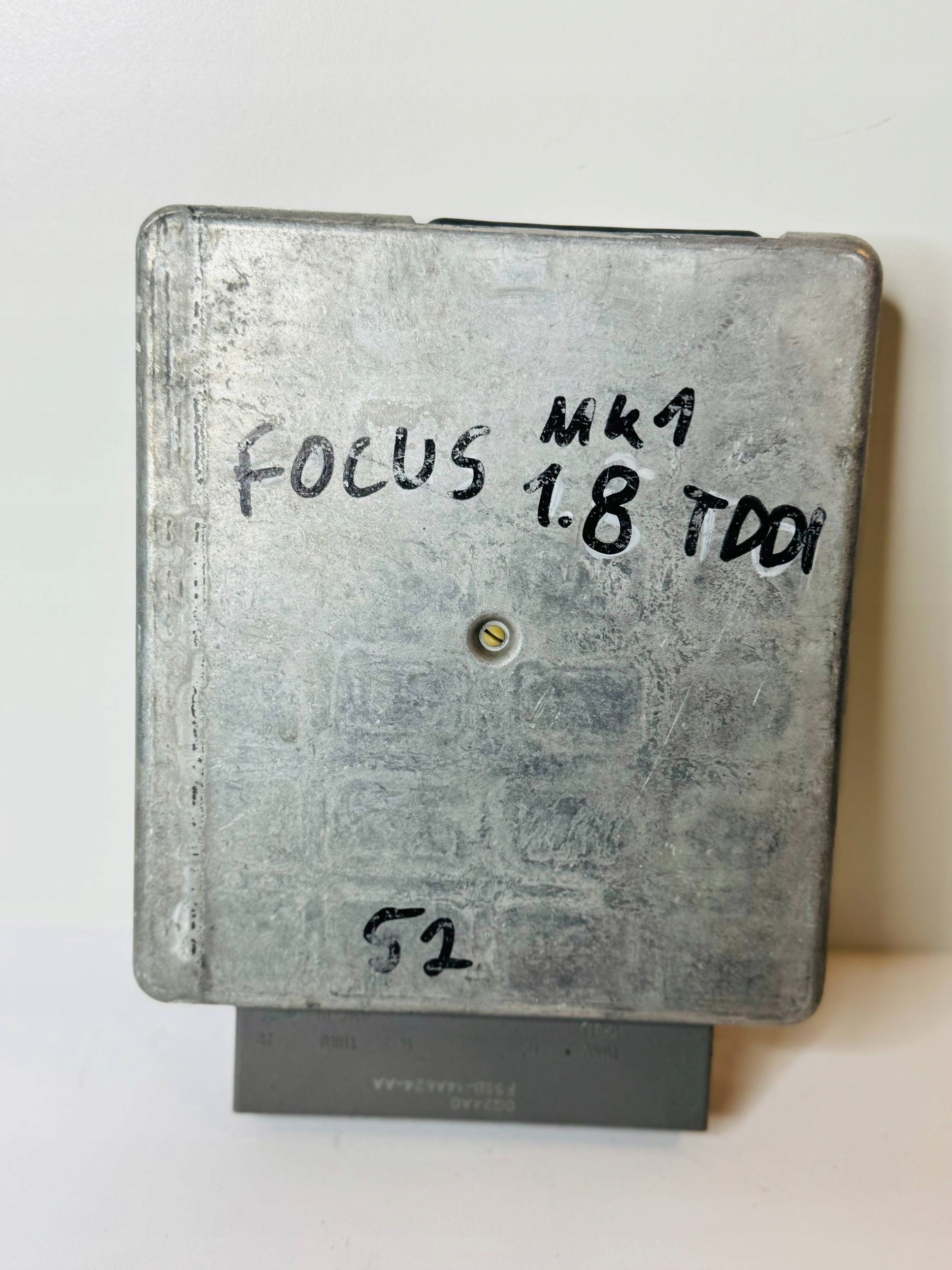 control unit of the engine FORD FOCUS 1.8 TDDI 1S4F12A650AC