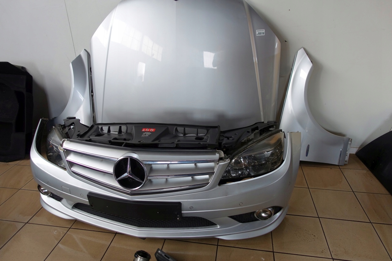 Mercedes w204 przód maska zderzak pas 2.2 775 AMG wzmocnienie belka 3.5