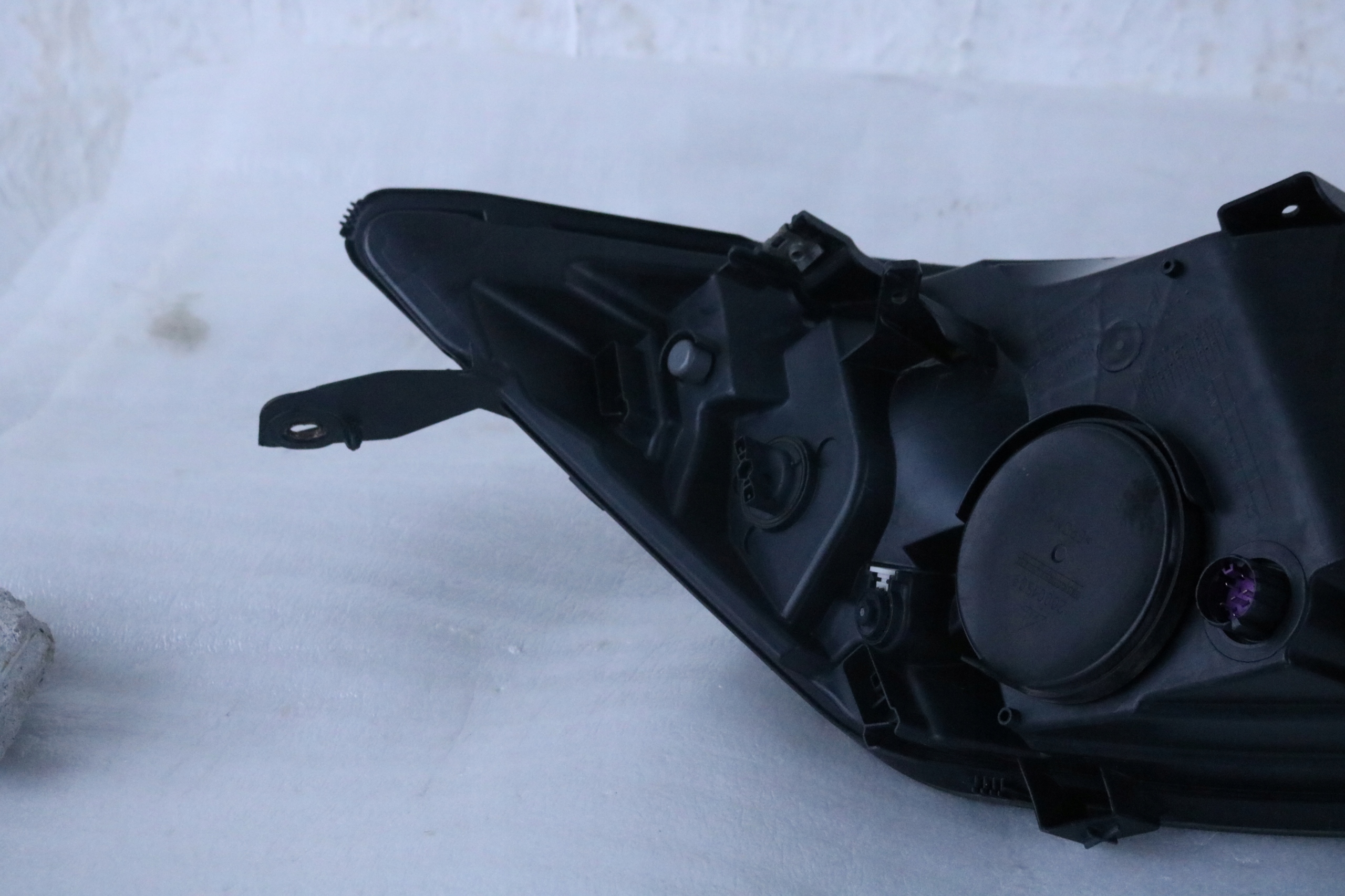 Iveco Daily IV 14- фара левая 5801473750