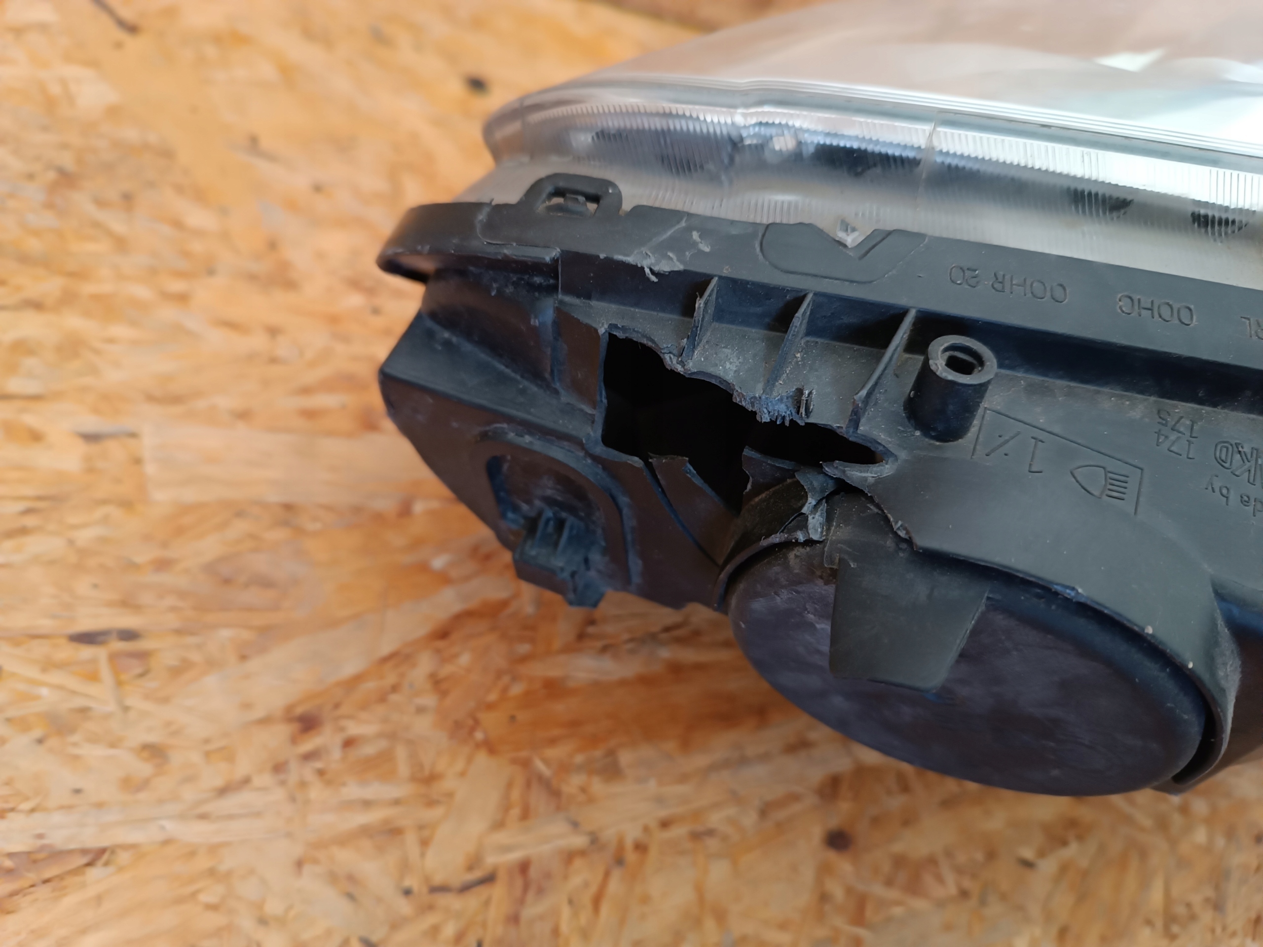 фара левая передняя opel Combo d IV 4