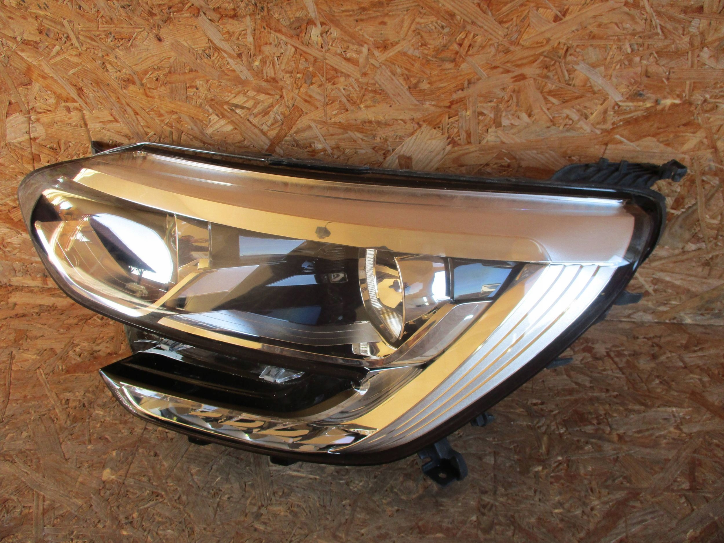 light front front left RENAULT MEGANE IV LED lens