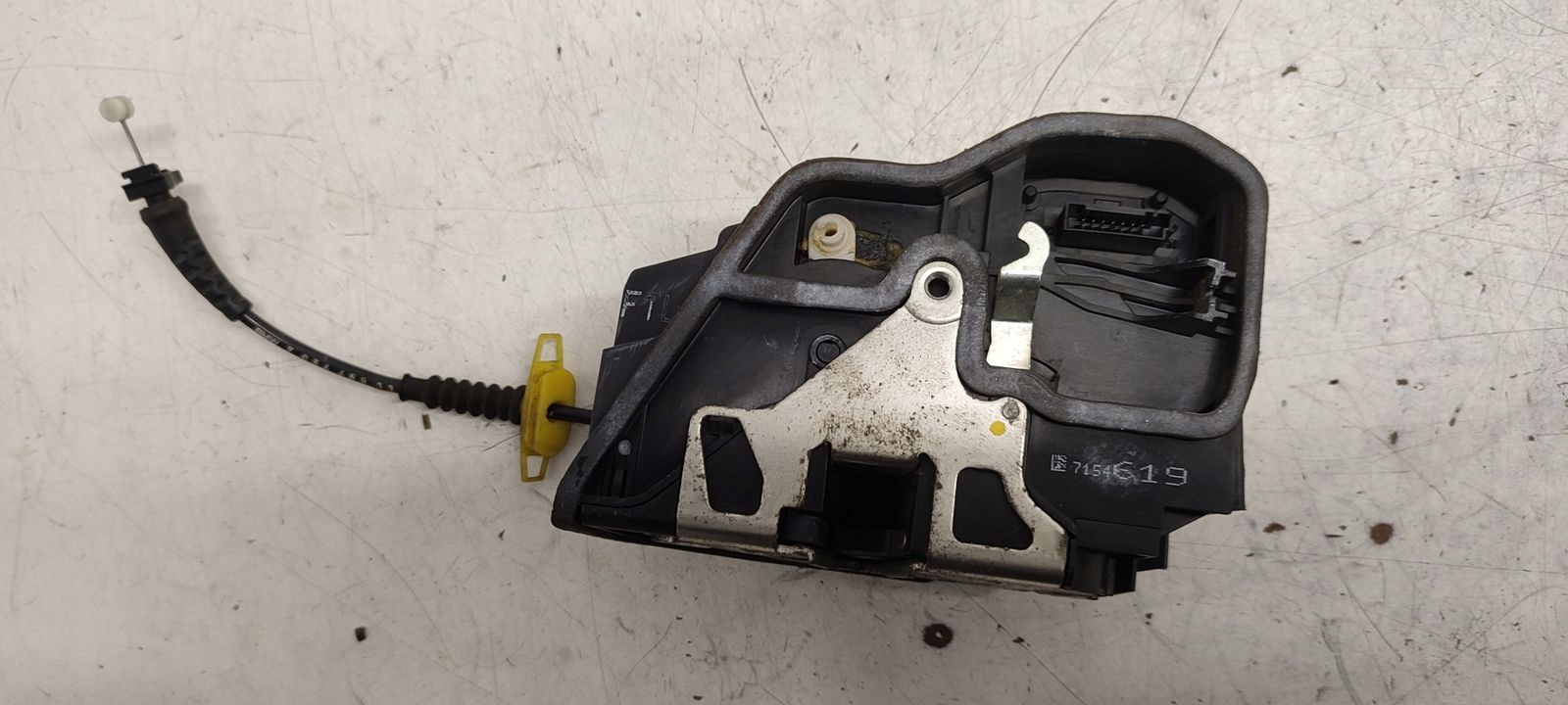 lock door front front left BMW E61 2,5D