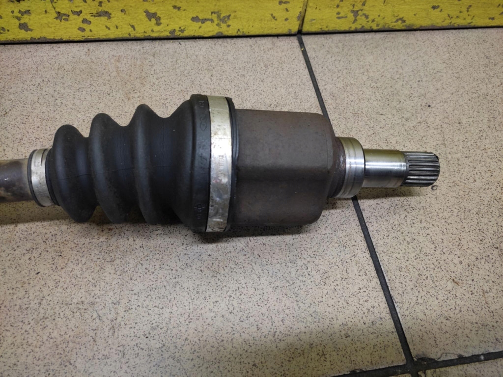 FIAT FIORINO III 1.4 semi-axis left front