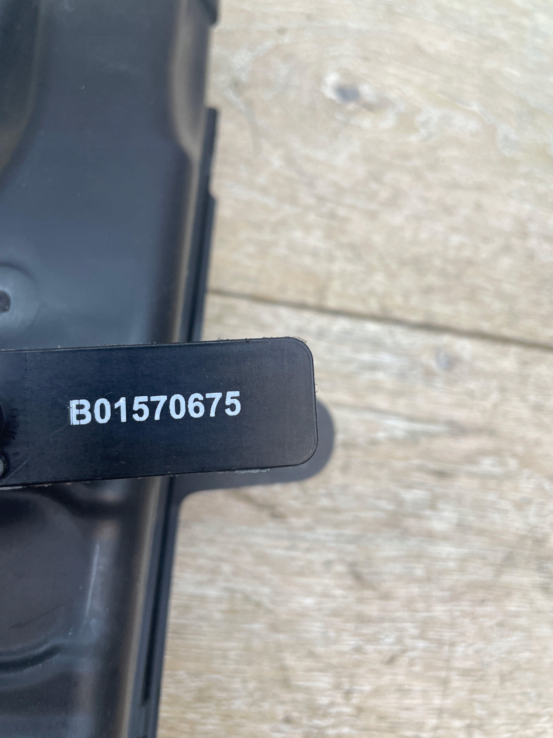 drain air brakes left BMW 6 G32