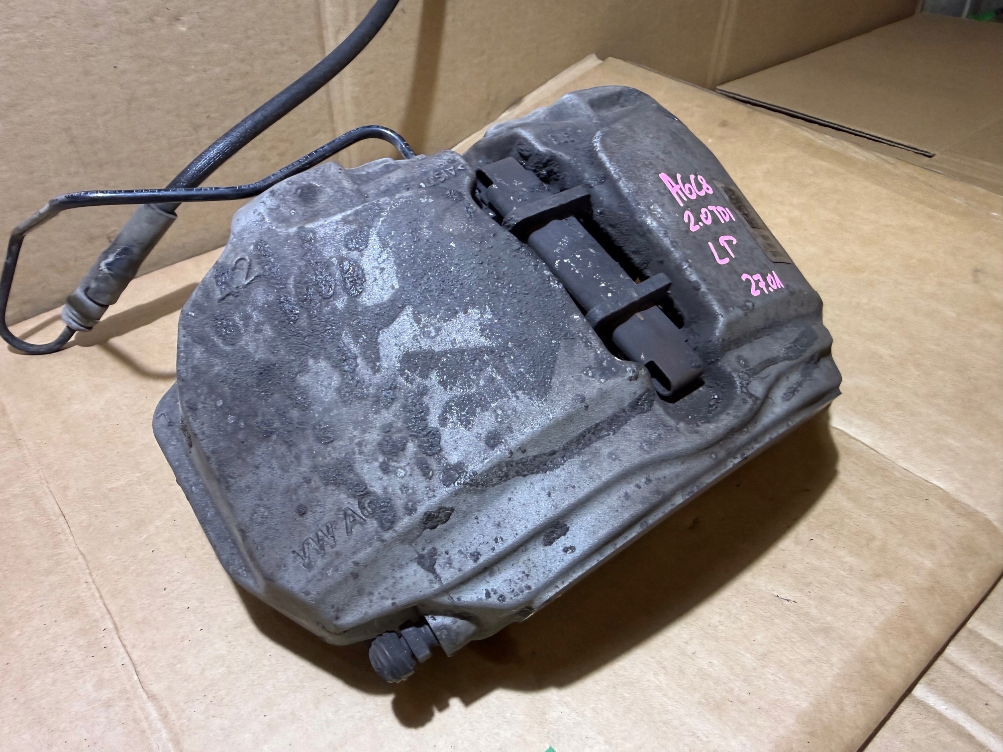 AUDI A6 C8 2.0 TDI caliper brake left front front 318MM 4K05AC