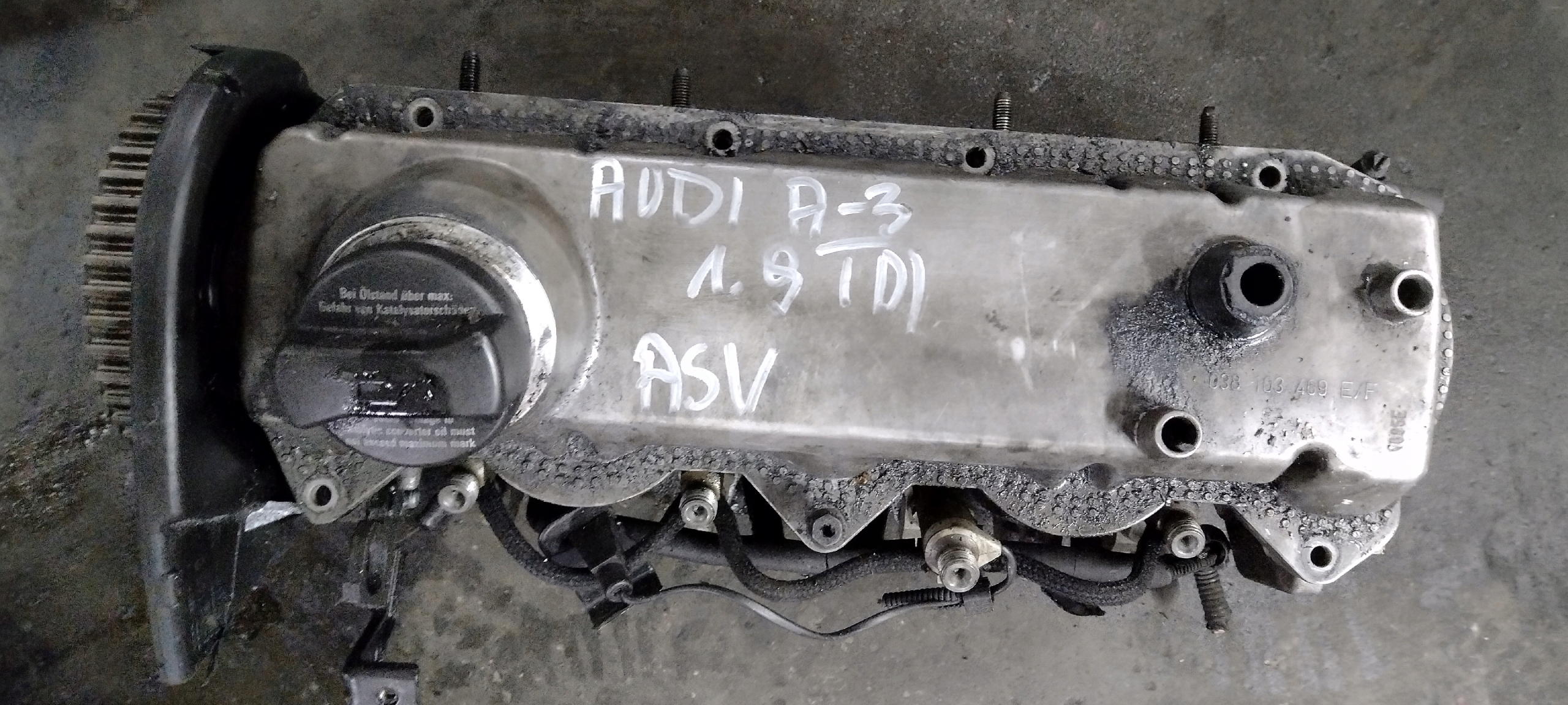 038103469E - AUDI A3 8L 1.9 TDI головка двигуна ASV