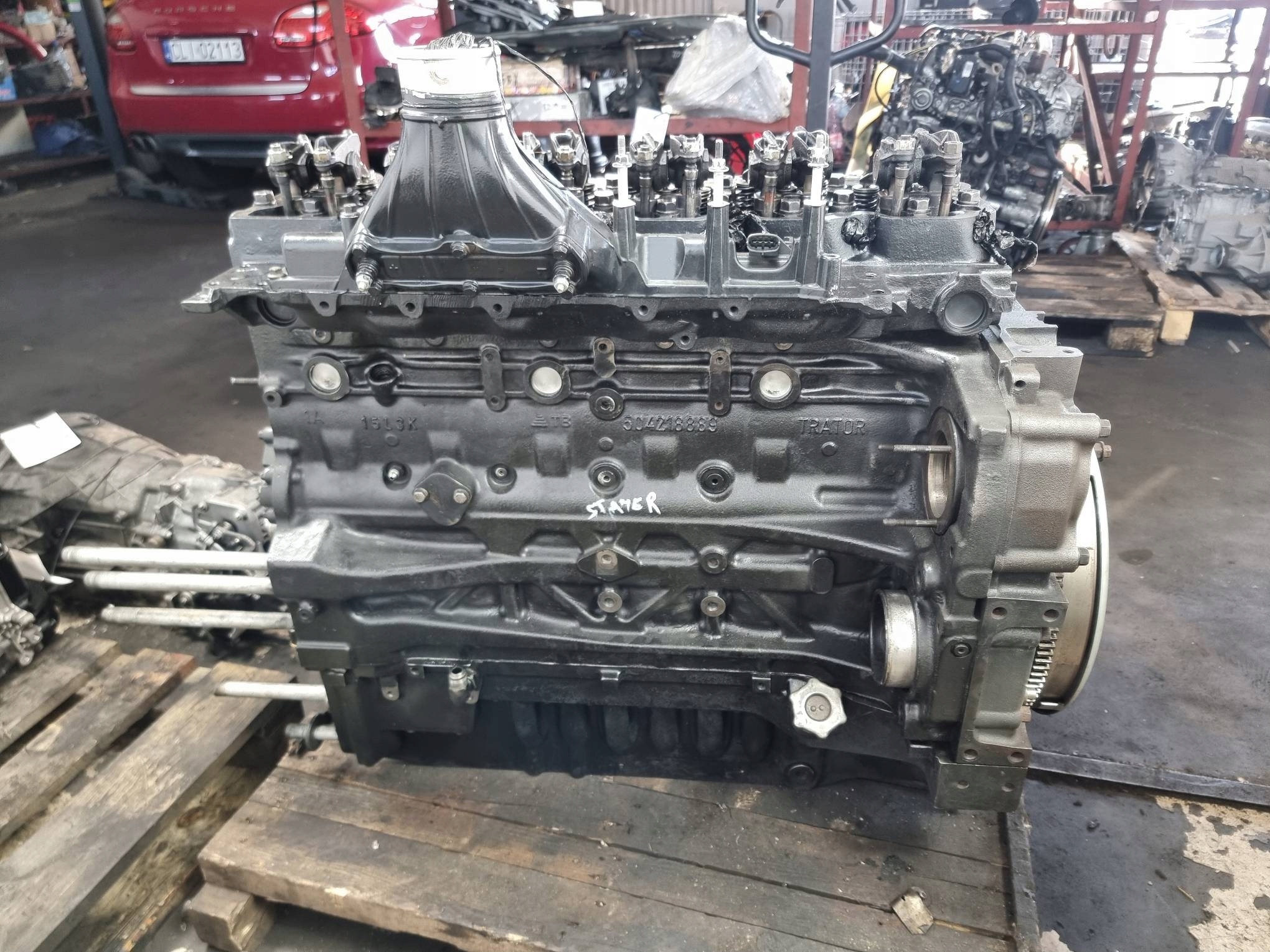 Moteur Garniture moulure montant T7 T8 STEYR 6230 CVT