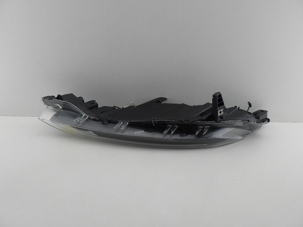 NISSAN JUKE II LED 19- light front right
