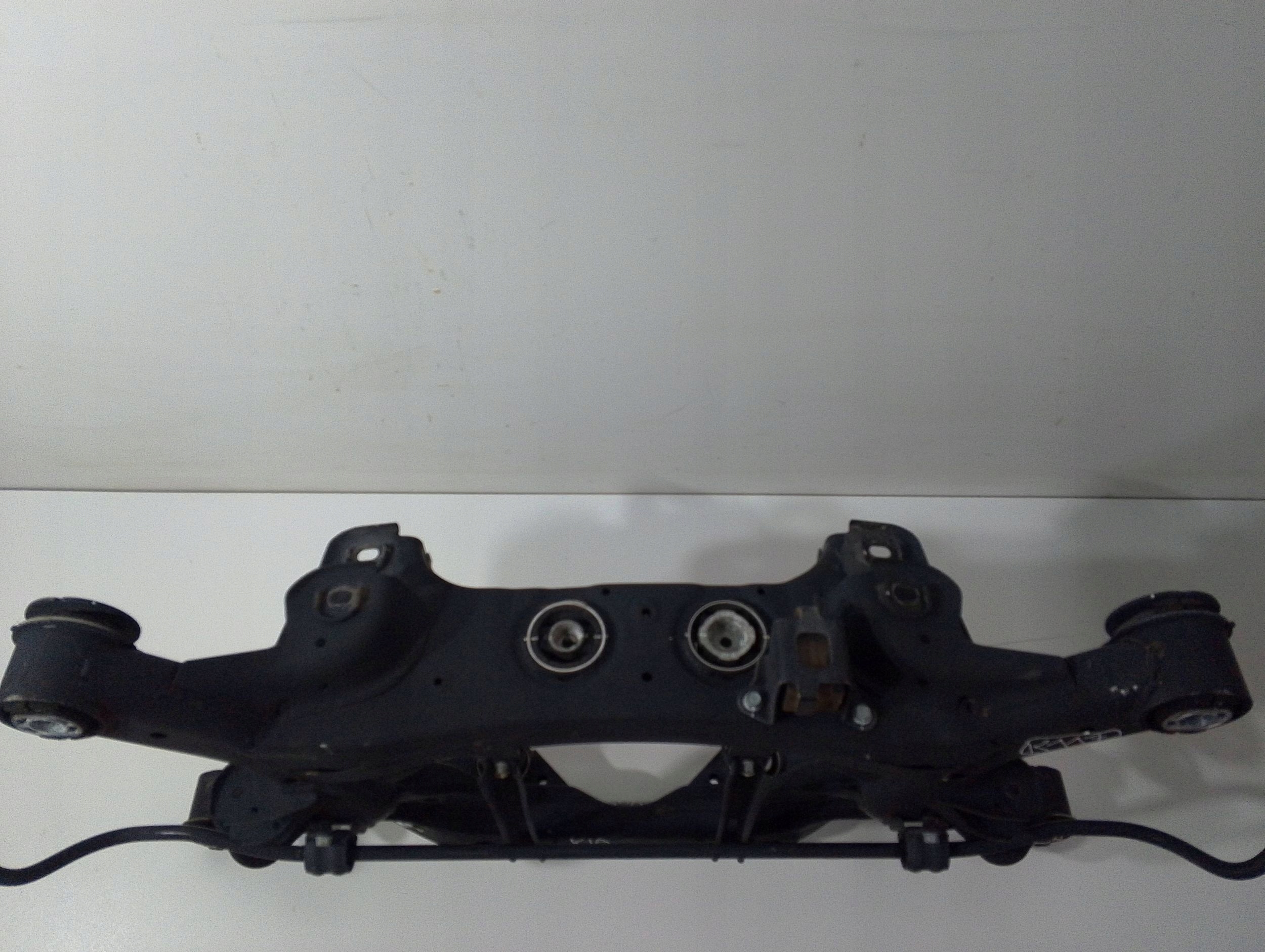 KIA Stinger 3,3 GT axle beam sider rear (K117)