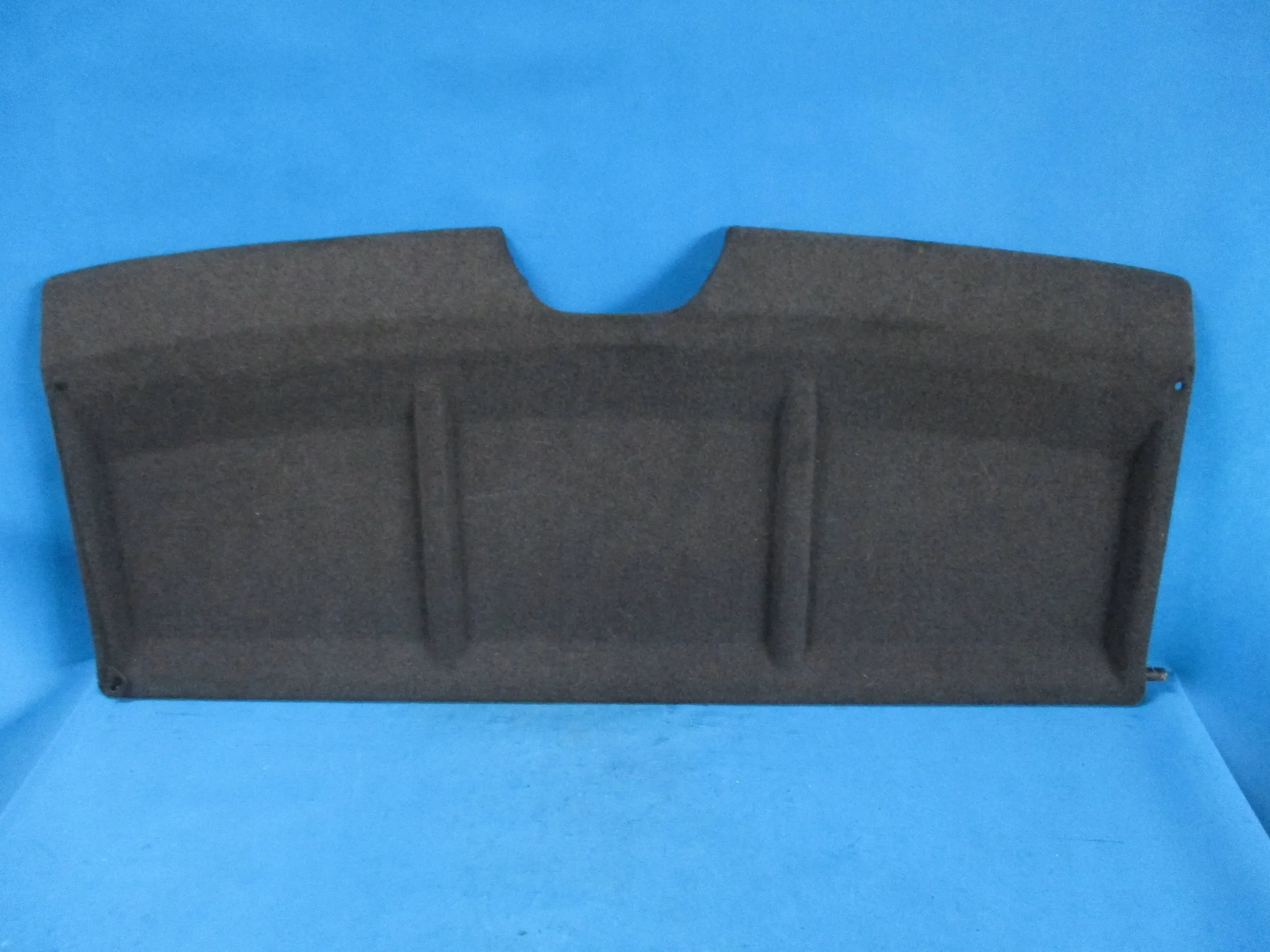 полка задняя багажника CITROEN SAXO