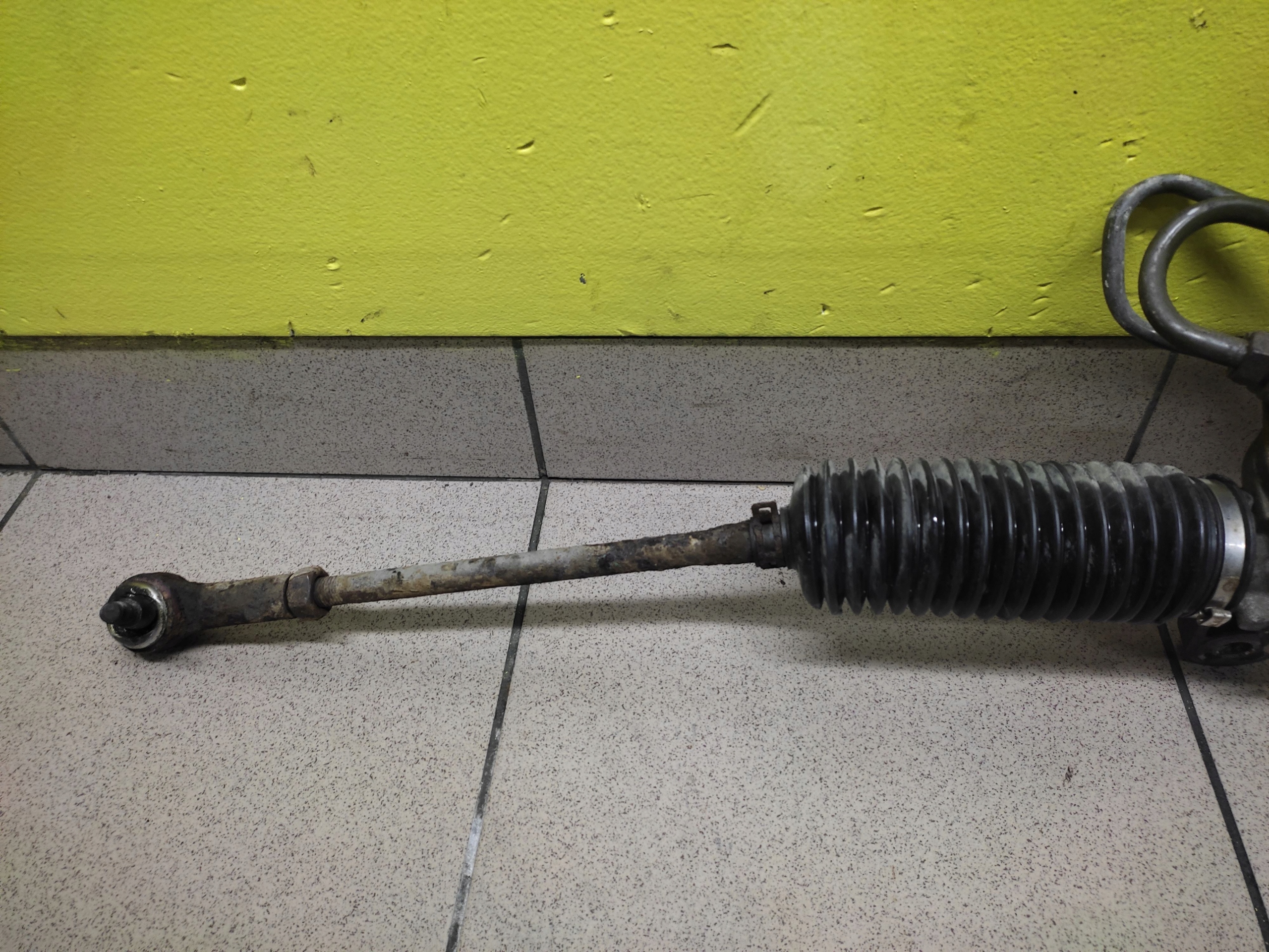 HYUNDAI COUPE servo control 577002C000