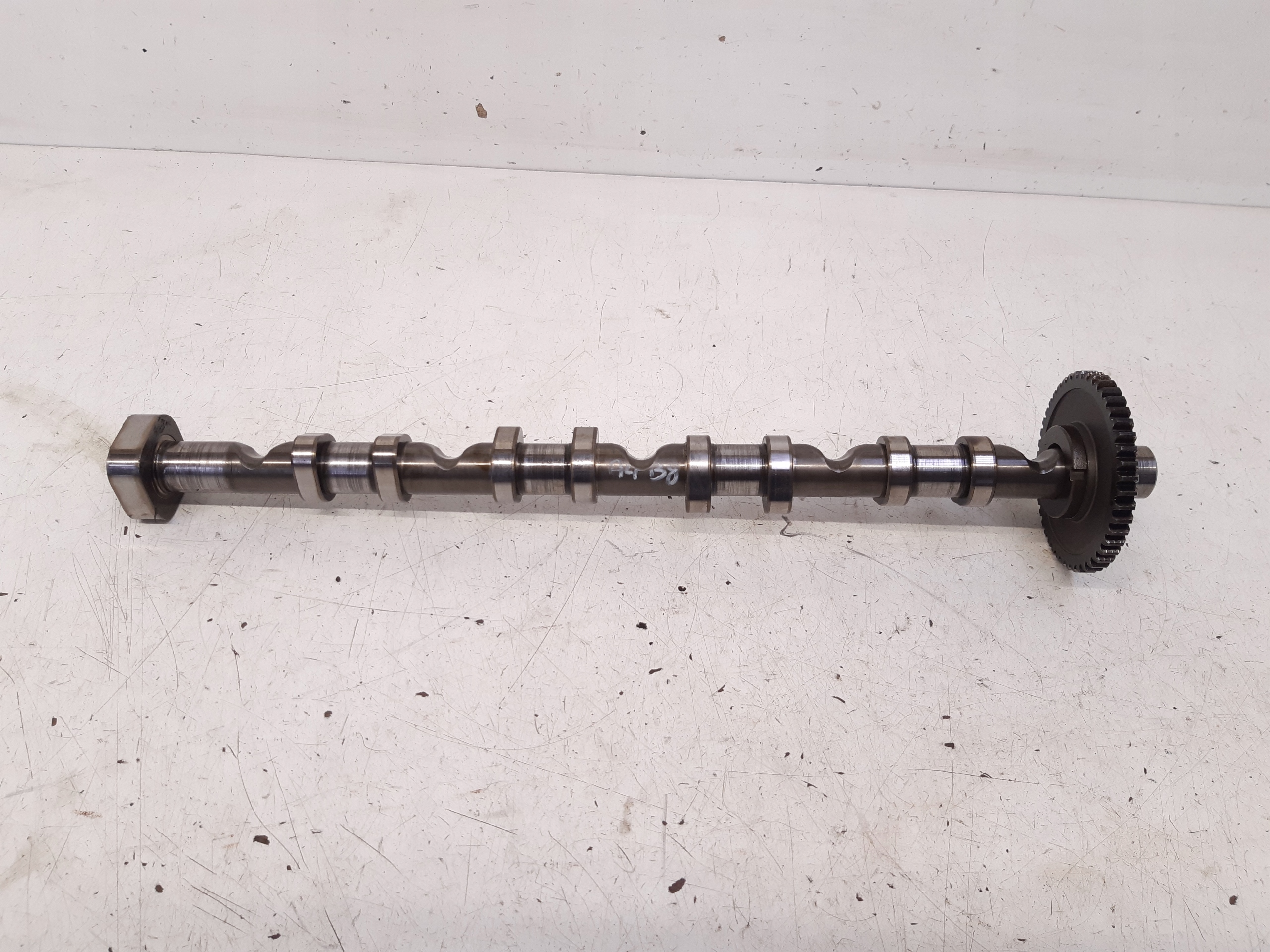 cam exhaust 06H102H Audi A4 B8