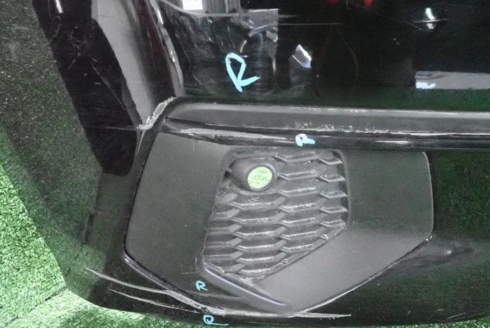 AUDI A3 8Y 20- Frontstoßstange vorne