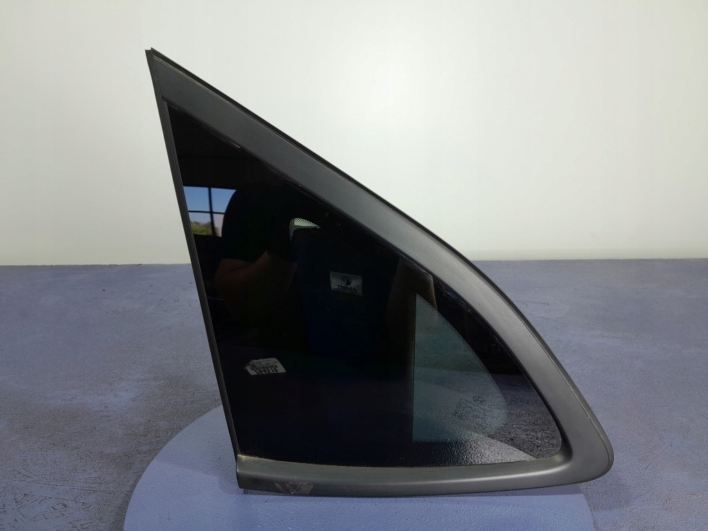 HYUNDAI TUCSON III LIFT SZYBA KAROSERYJNA TYŁ LEWA