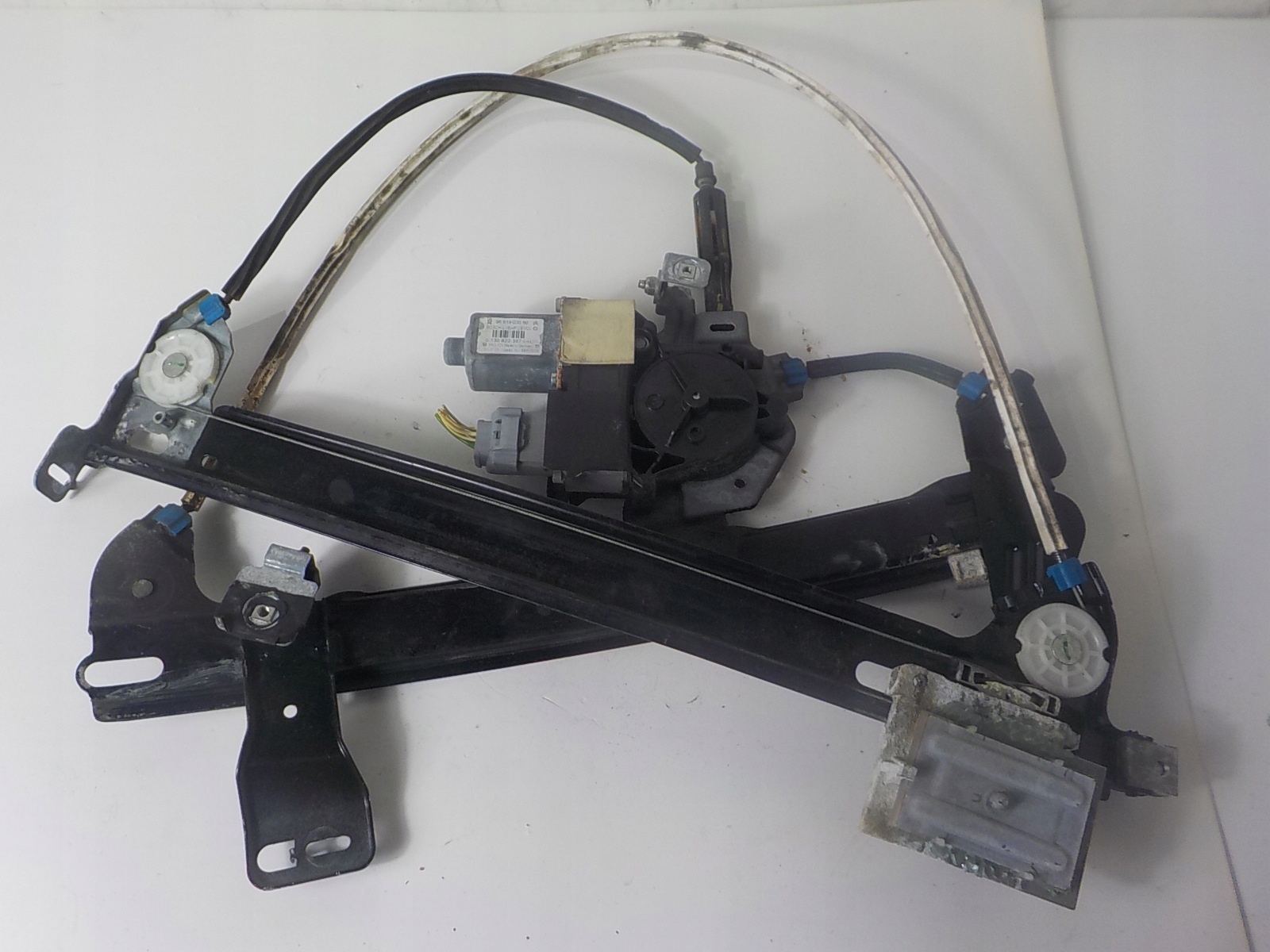 PEUGEOT 308 and CABRIO window regulator left front front driver´s 9681903580