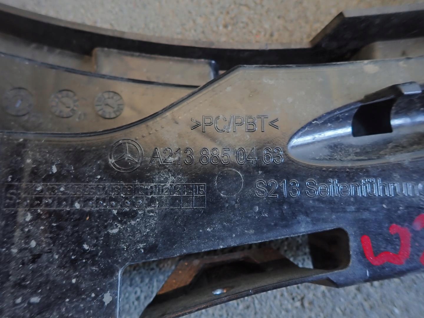 bumper bracket right rear part MERCEDES E-KLASA W213