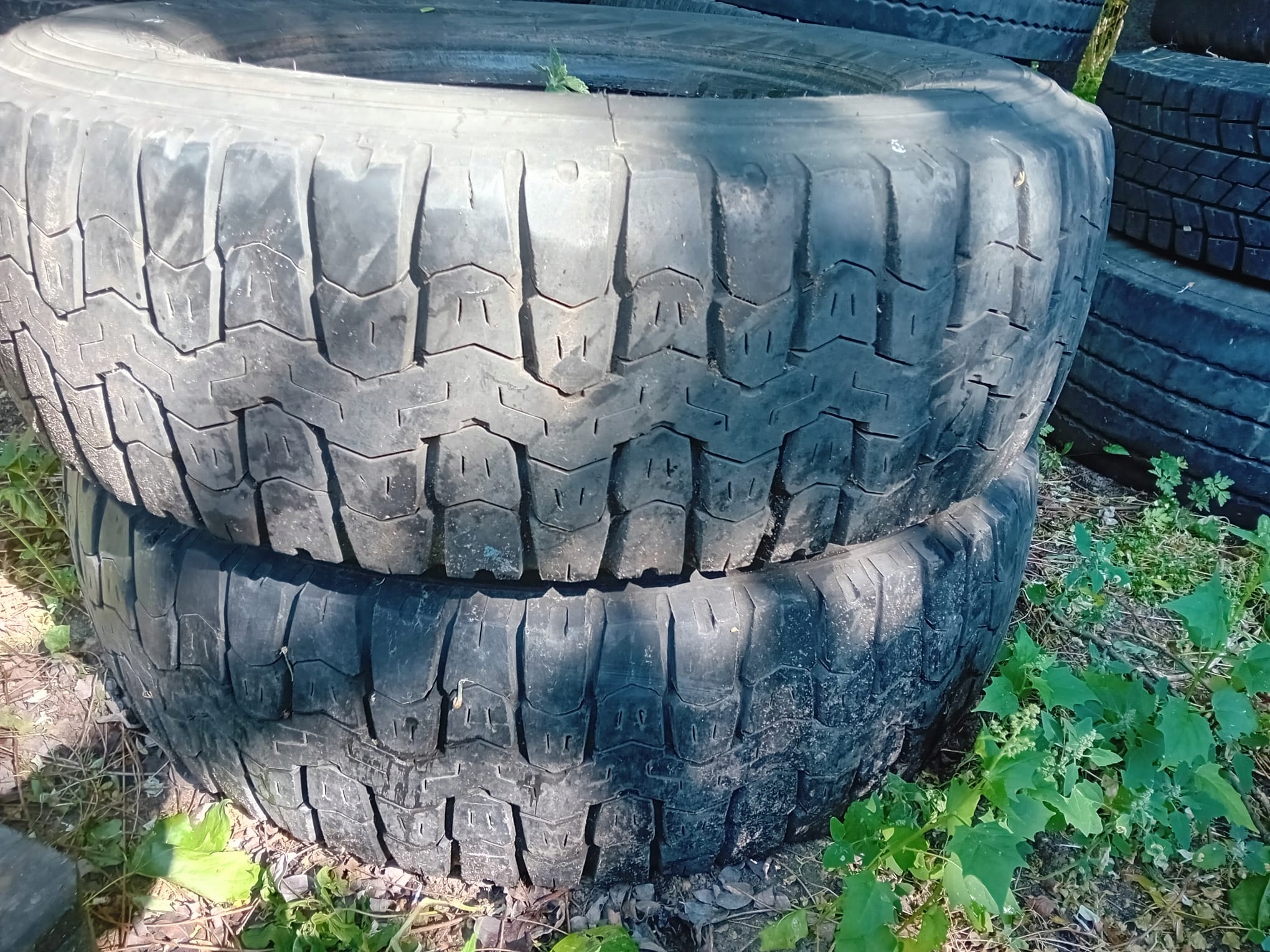 OPONA PIRELLI TH 25 265 / 70 / 19.5