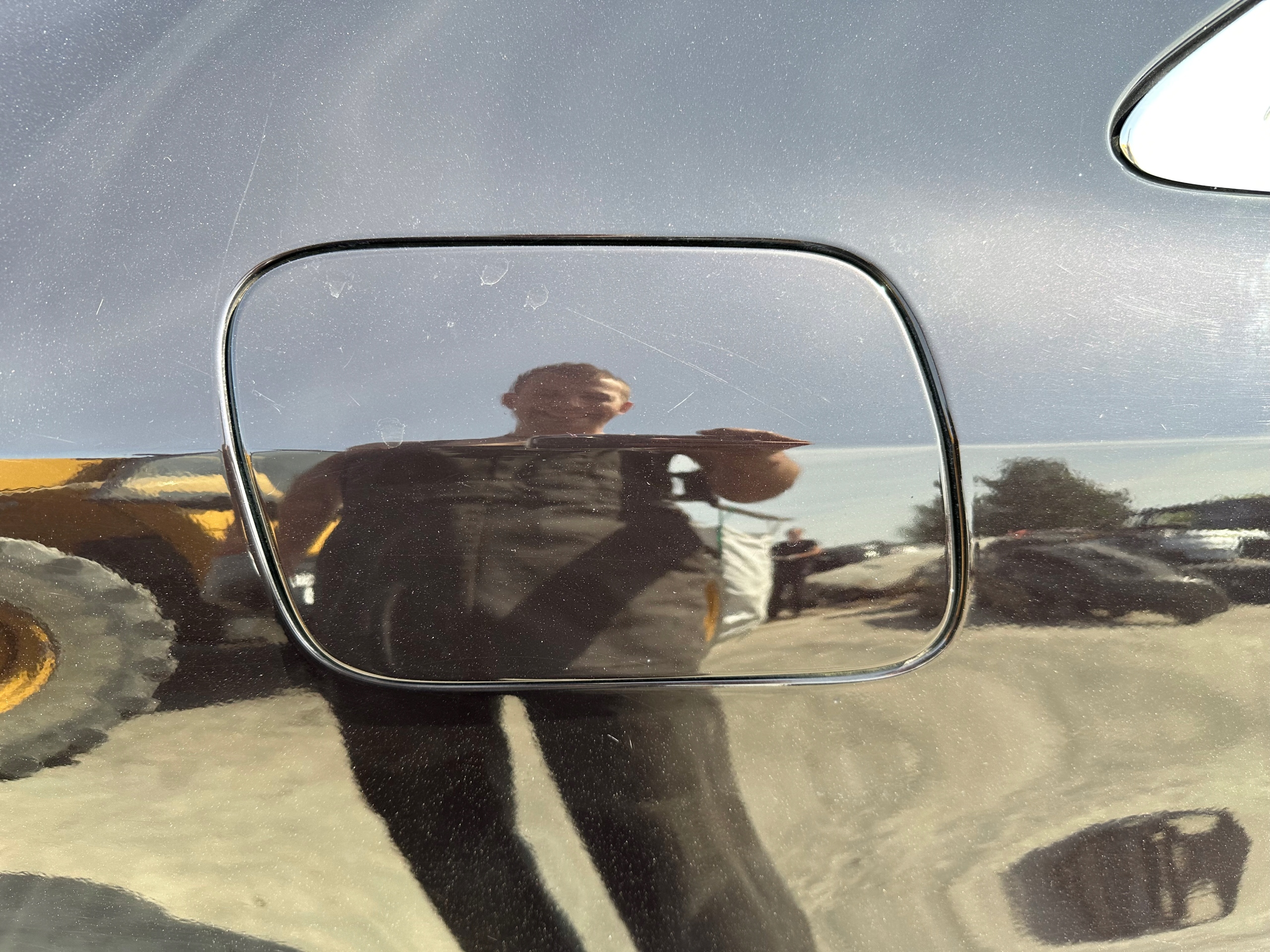 ЛЮЧОК ВЛИВУ ПАЛИВА AUDI A8 D3 ДИЗЕЛЬ Lz9x