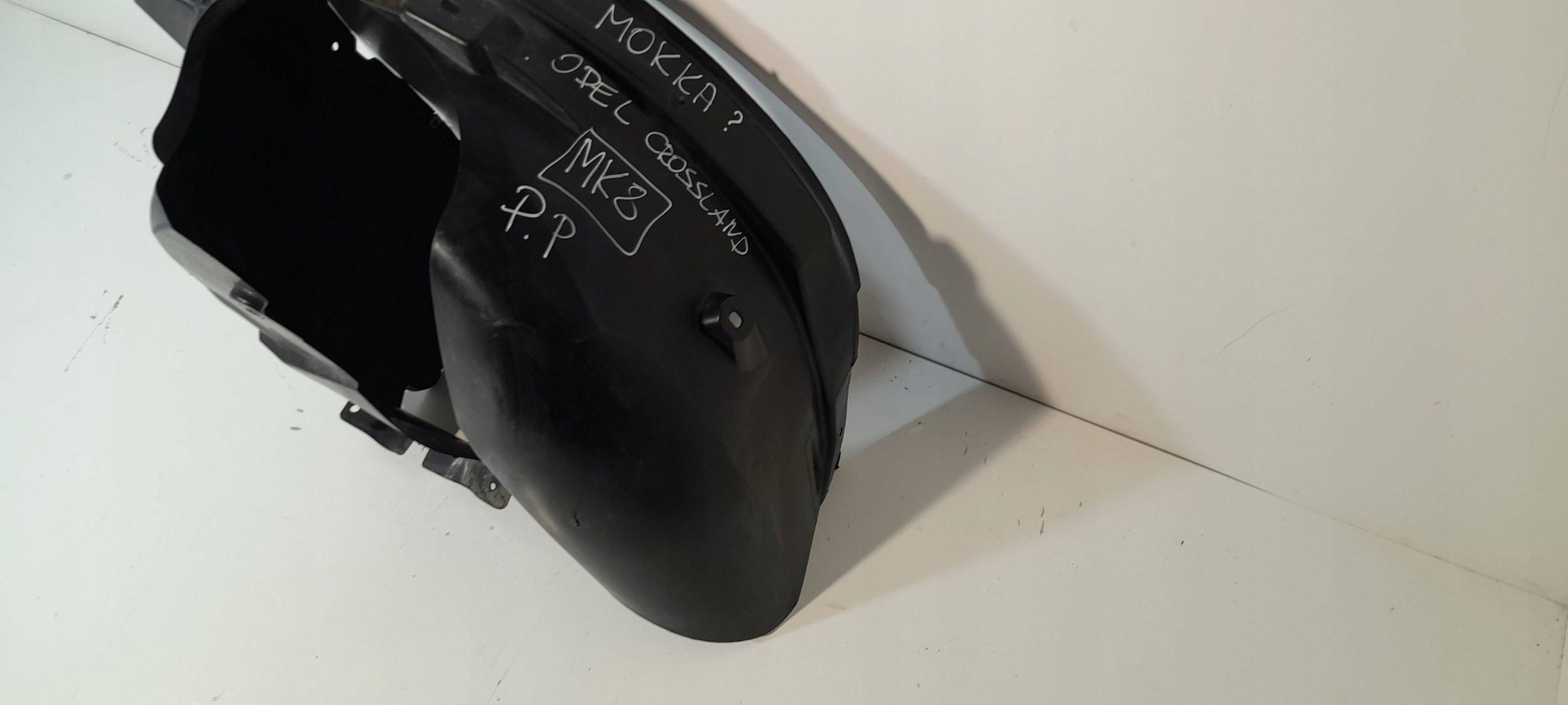 Opel Crossland X mudguard front right 39123515 (MK8)