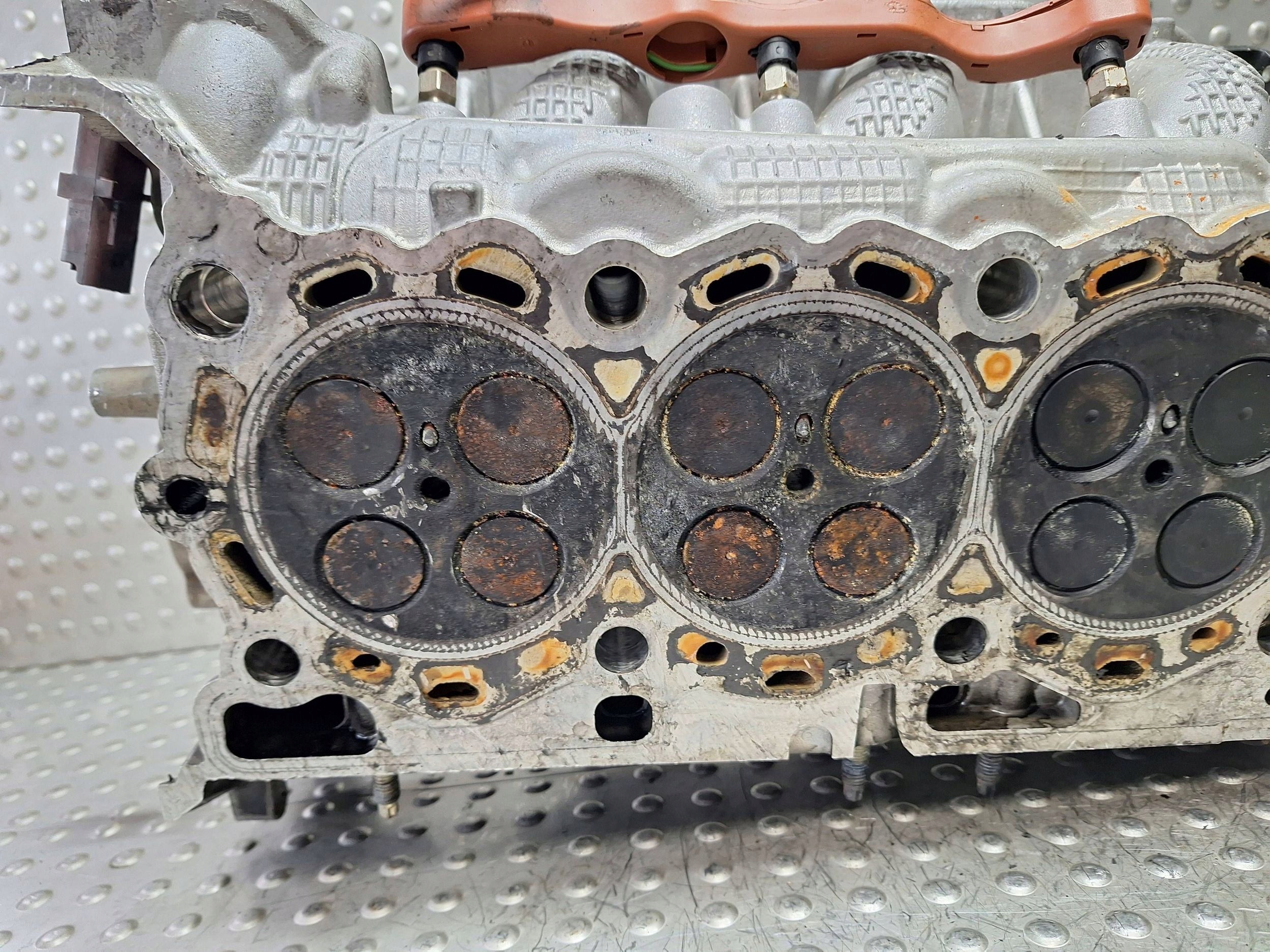 hlava vačky RANGE ROVER SPORT 3.0 D 9X2Q-6090-DA