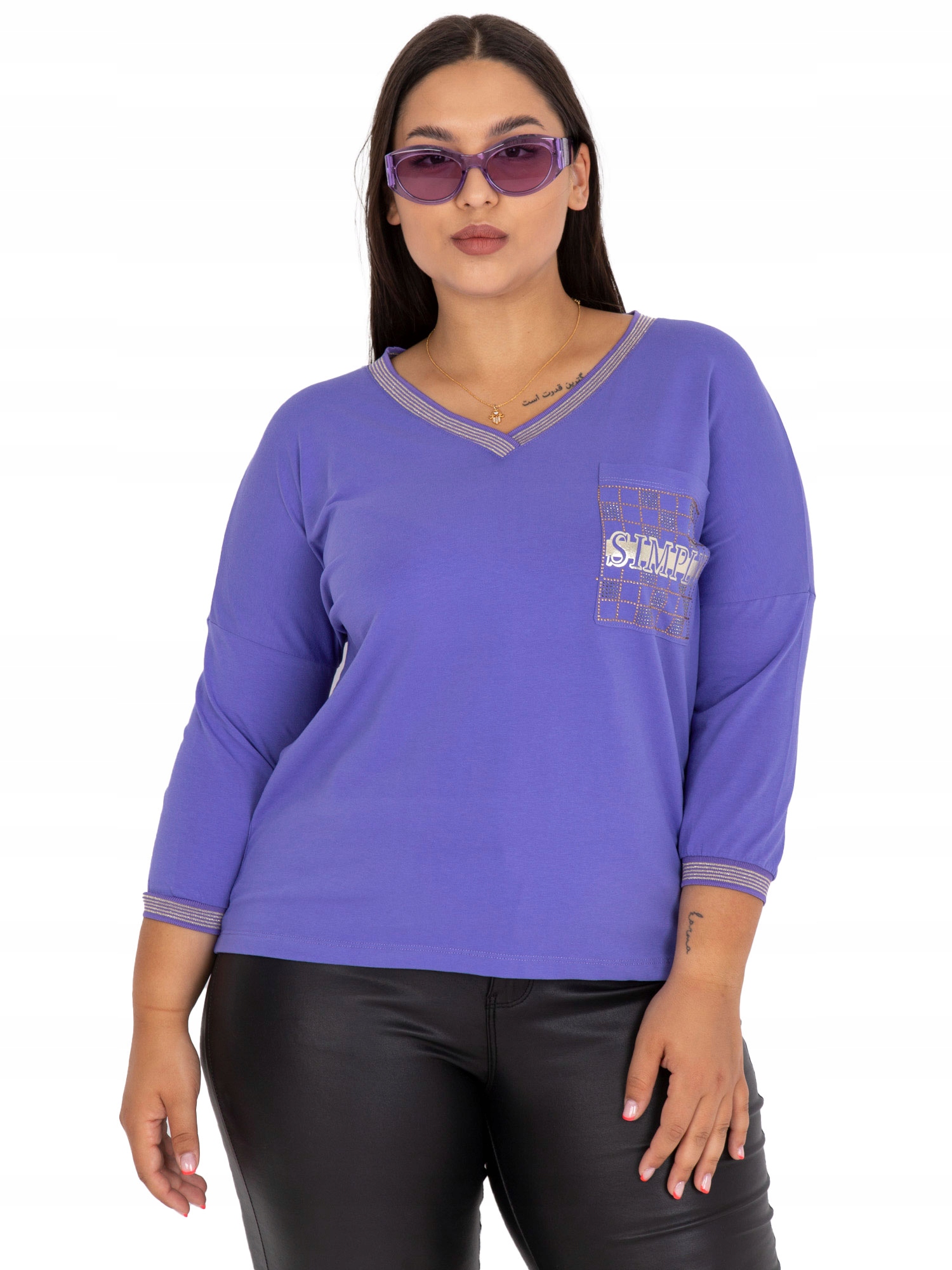 

Codzienna Bluzka Damska Plus Size dekolt w serek